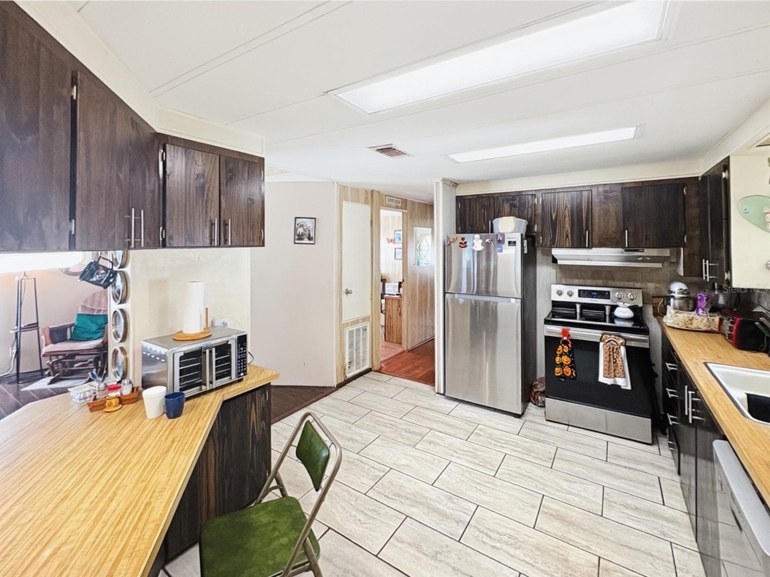 Manufactured Home at 27 ROBIN RD, WILDWOOD, photo 10 of 18