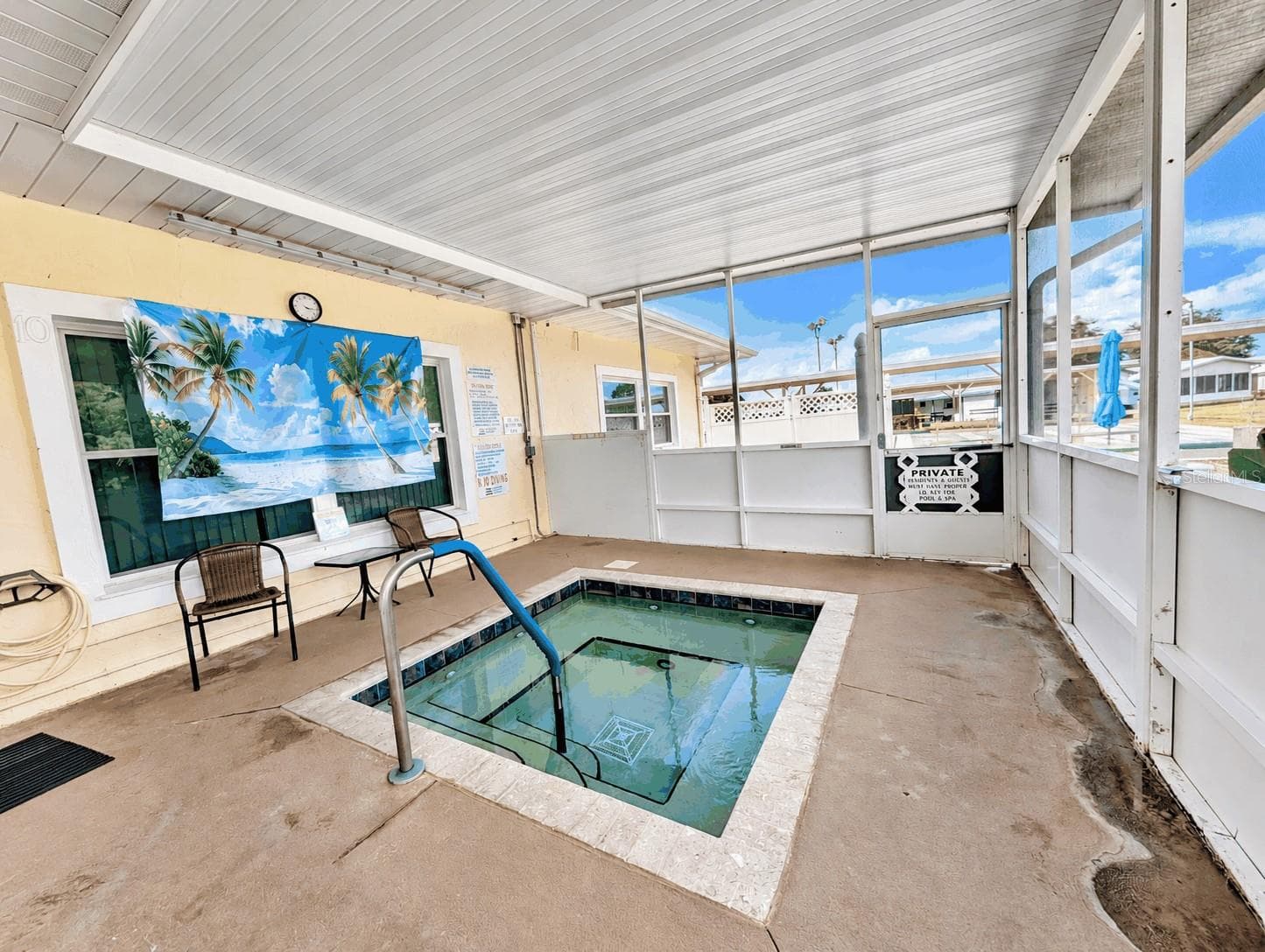 Community Hot Tub - 6066 SE SOUTHERN OAKS DR, WINTER HAVEN