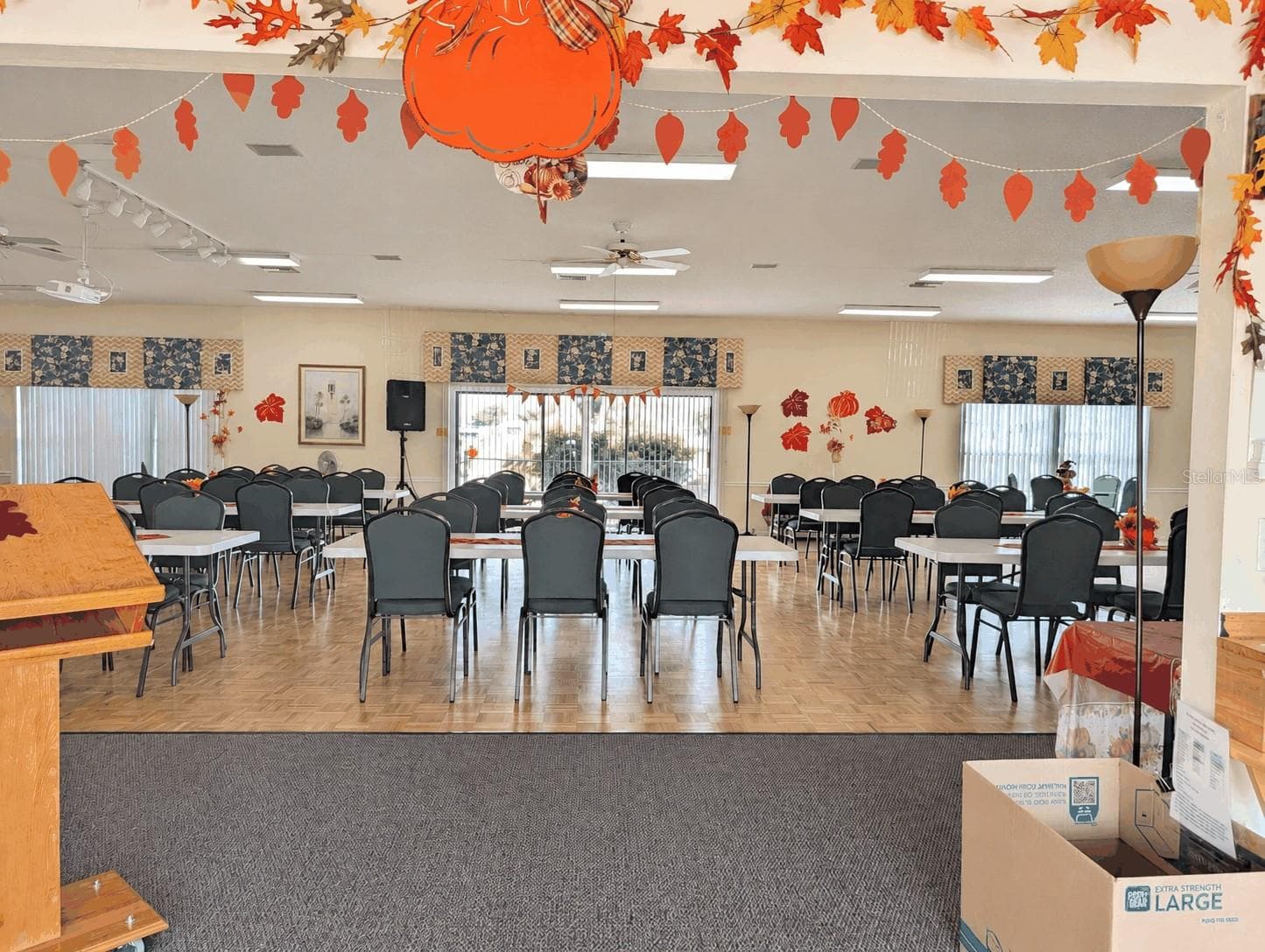 Community Center - 6066 SE SOUTHERN OAKS DR, WINTER HAVEN