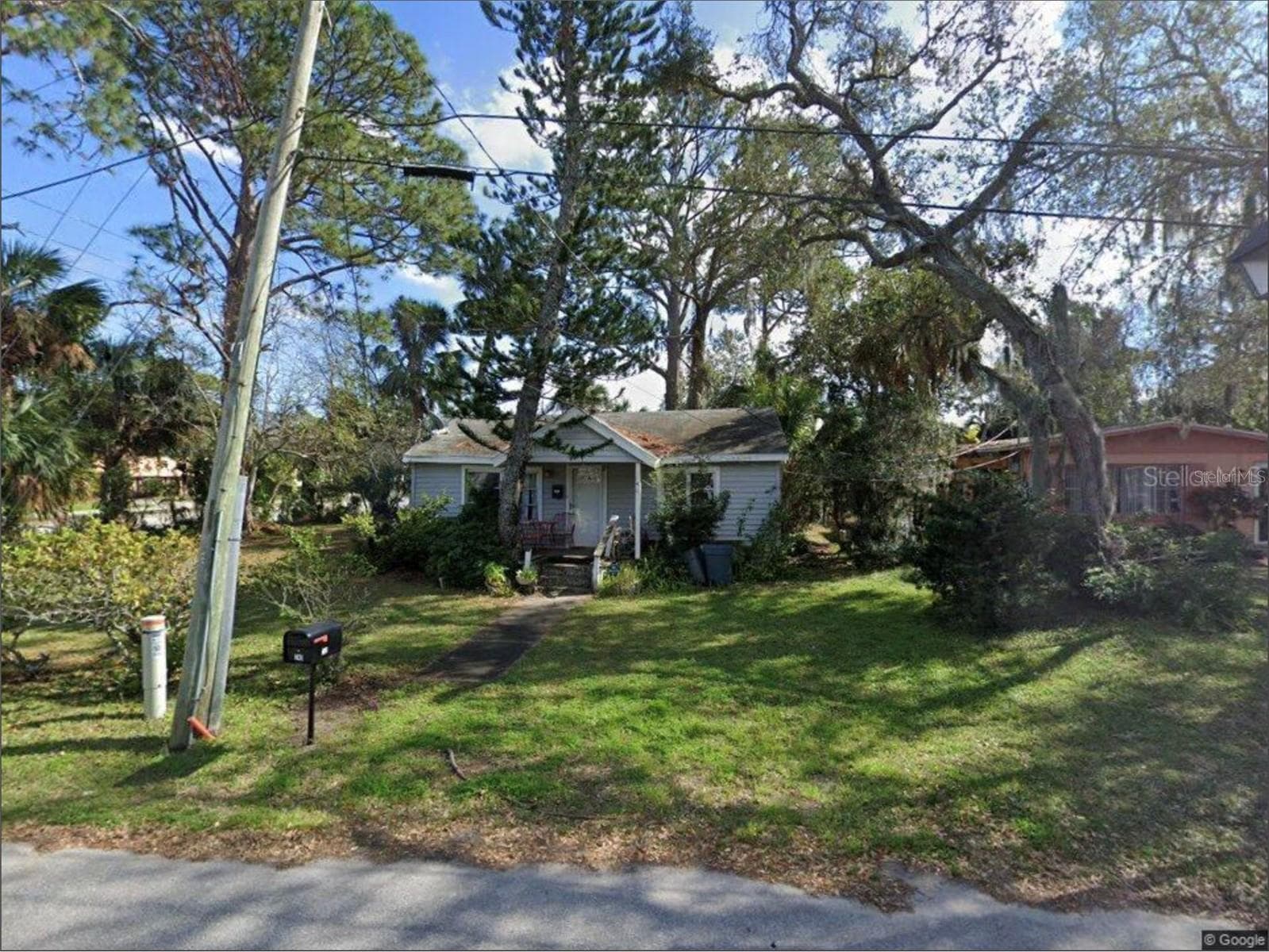 240 WASHINGTON PL