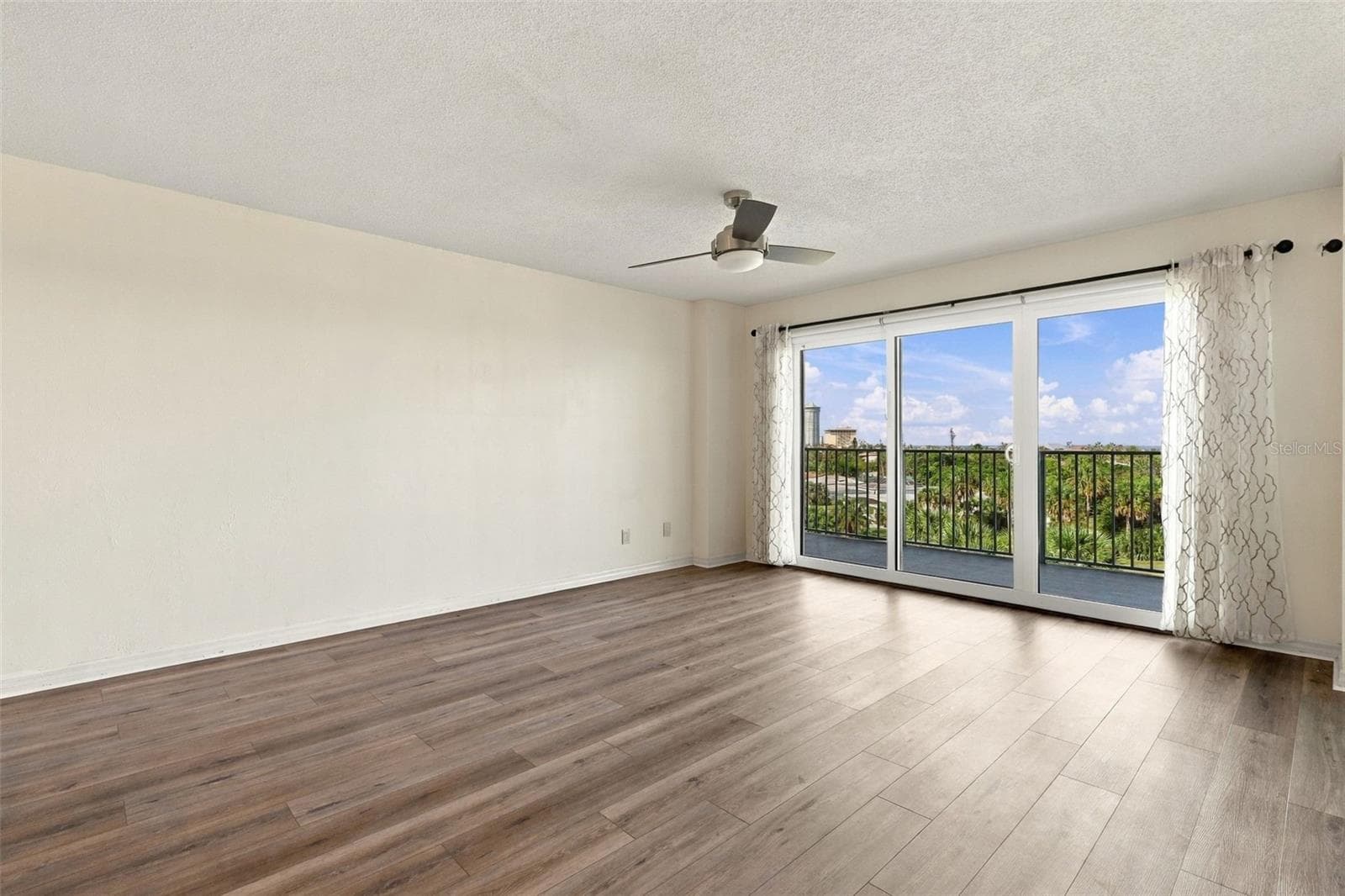Condominium at 4 OCEANS WEST BLVD #503B, DAYTONA BEACH SHORES, photo 13 of 40