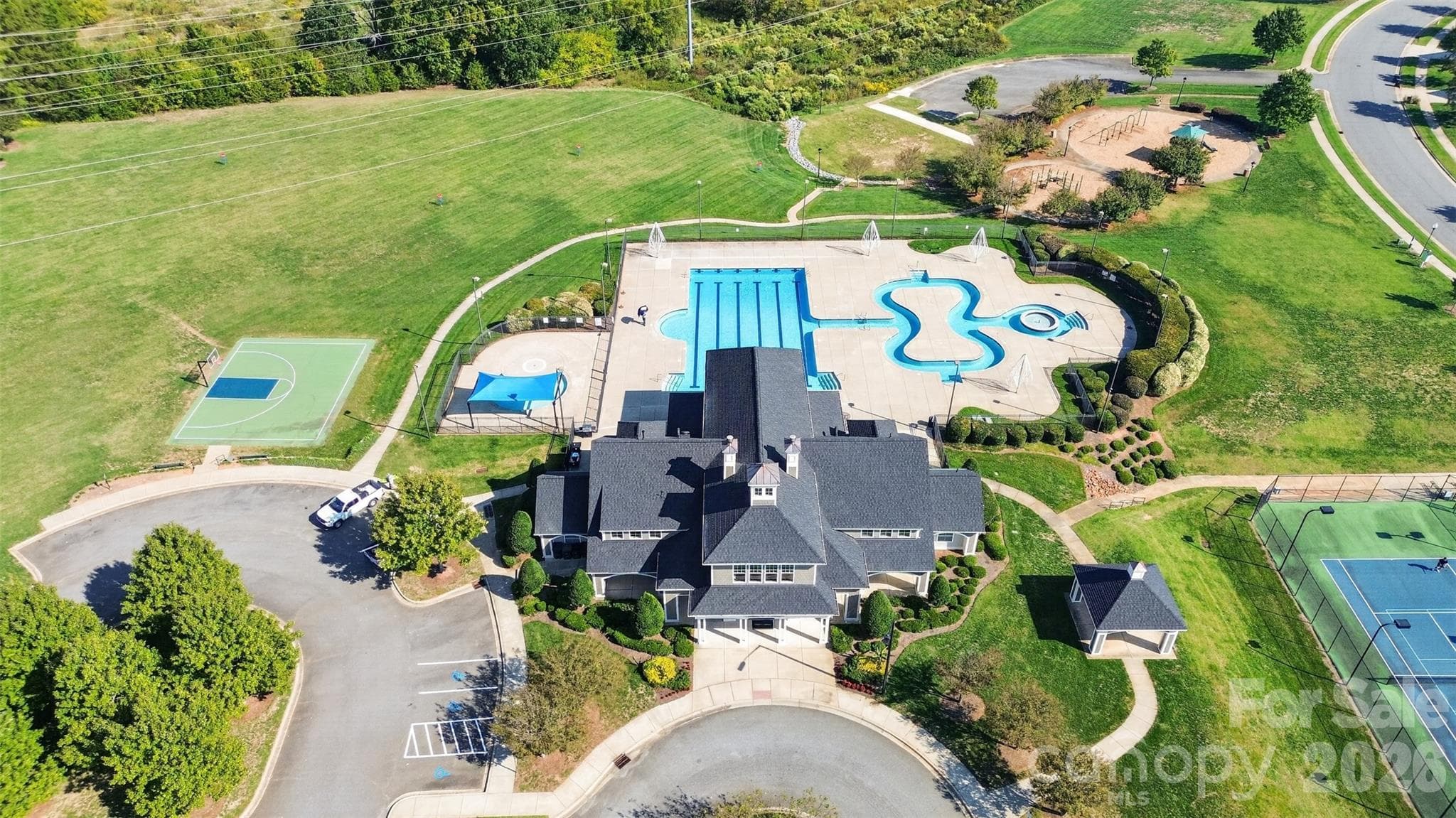Single Family Residence at 10140 Falling Leaf Drive, Concord, photo 34 of 38