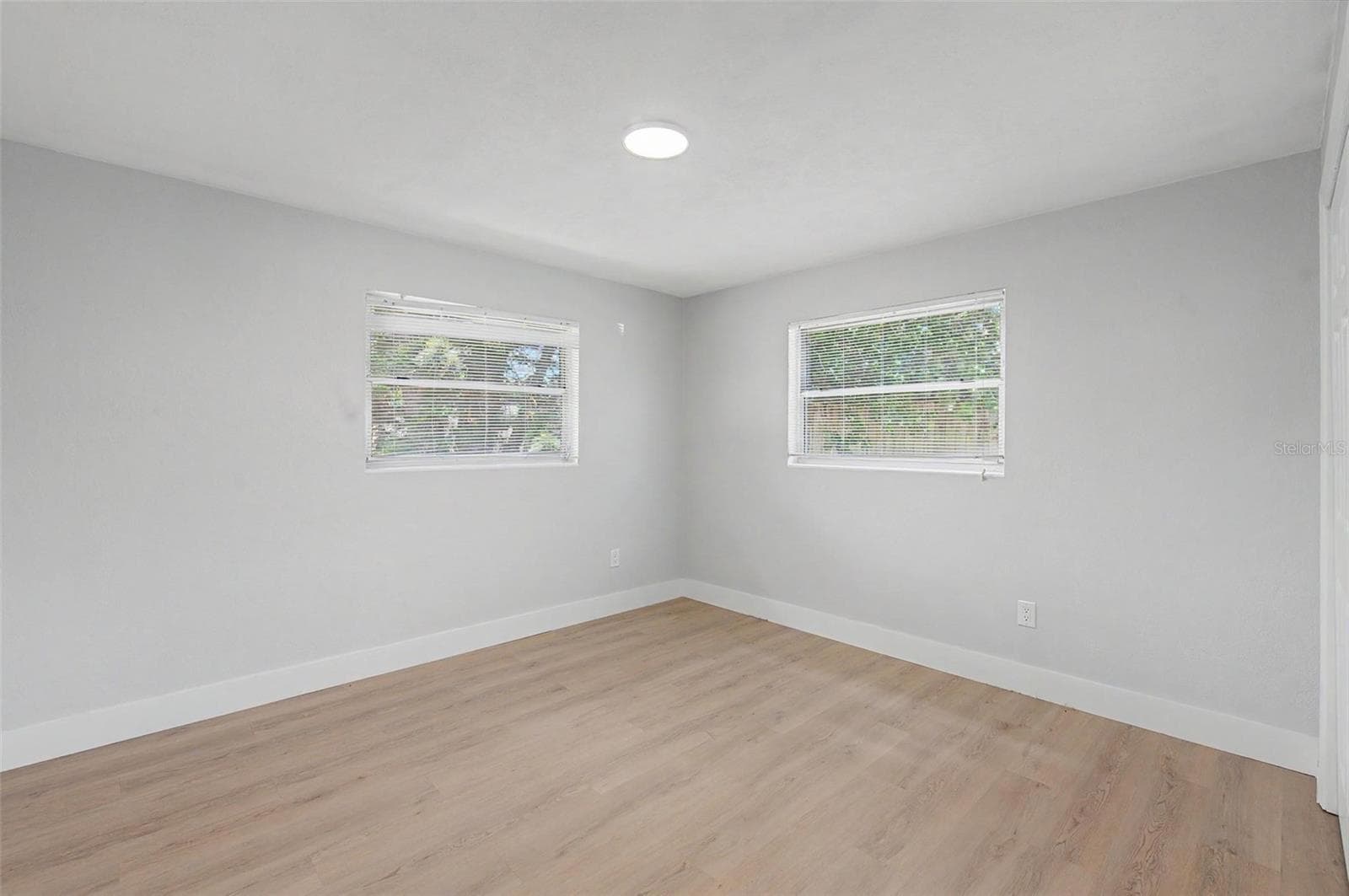 Bedroom 1 - 1073 KENWOOD DR, DUNEDIN