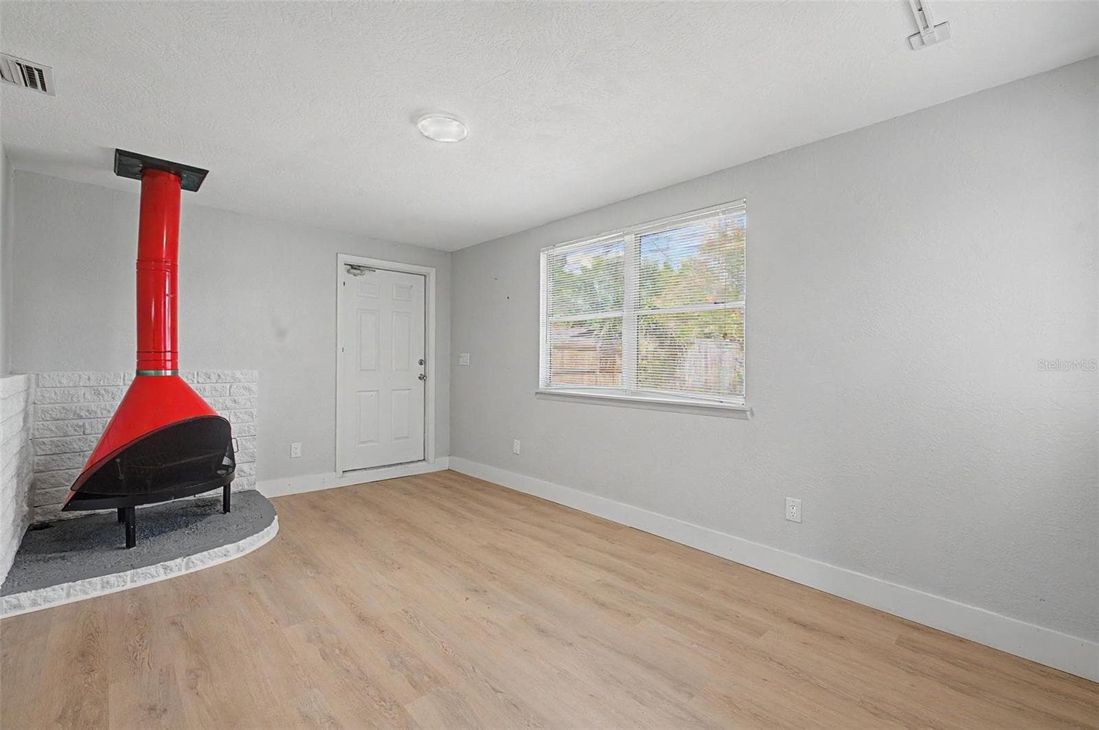 Single Family Residence at 1073 KENWOOD DR, DUNEDIN, photo 20 of 33