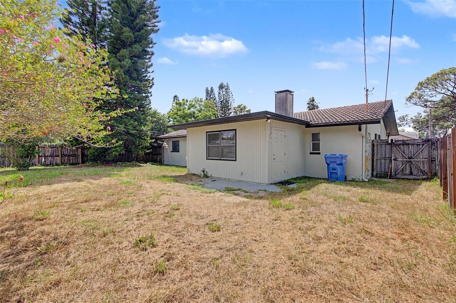 Single Family Residence at 1073 KENWOOD DR, DUNEDIN, photo 25 of 33