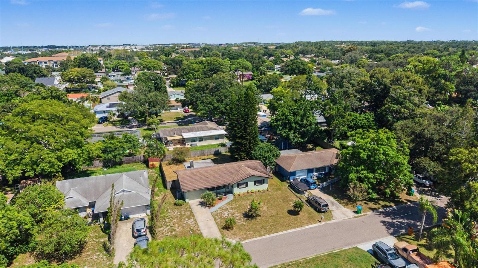 Single Family Residence at 1073 KENWOOD DR, DUNEDIN, photo 28 of 33