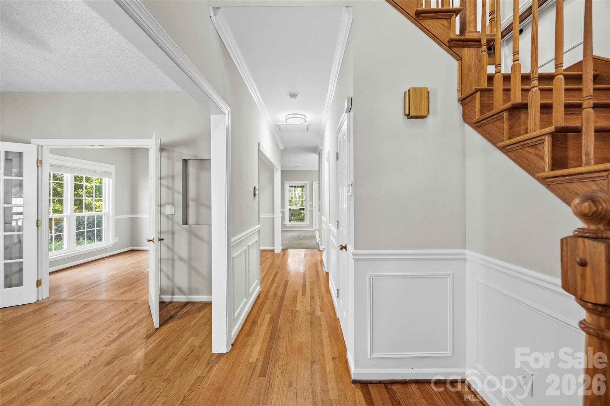 Single Family Residence at 9014 Pickering Grove Lane, Charlotte, photo 5 of 43