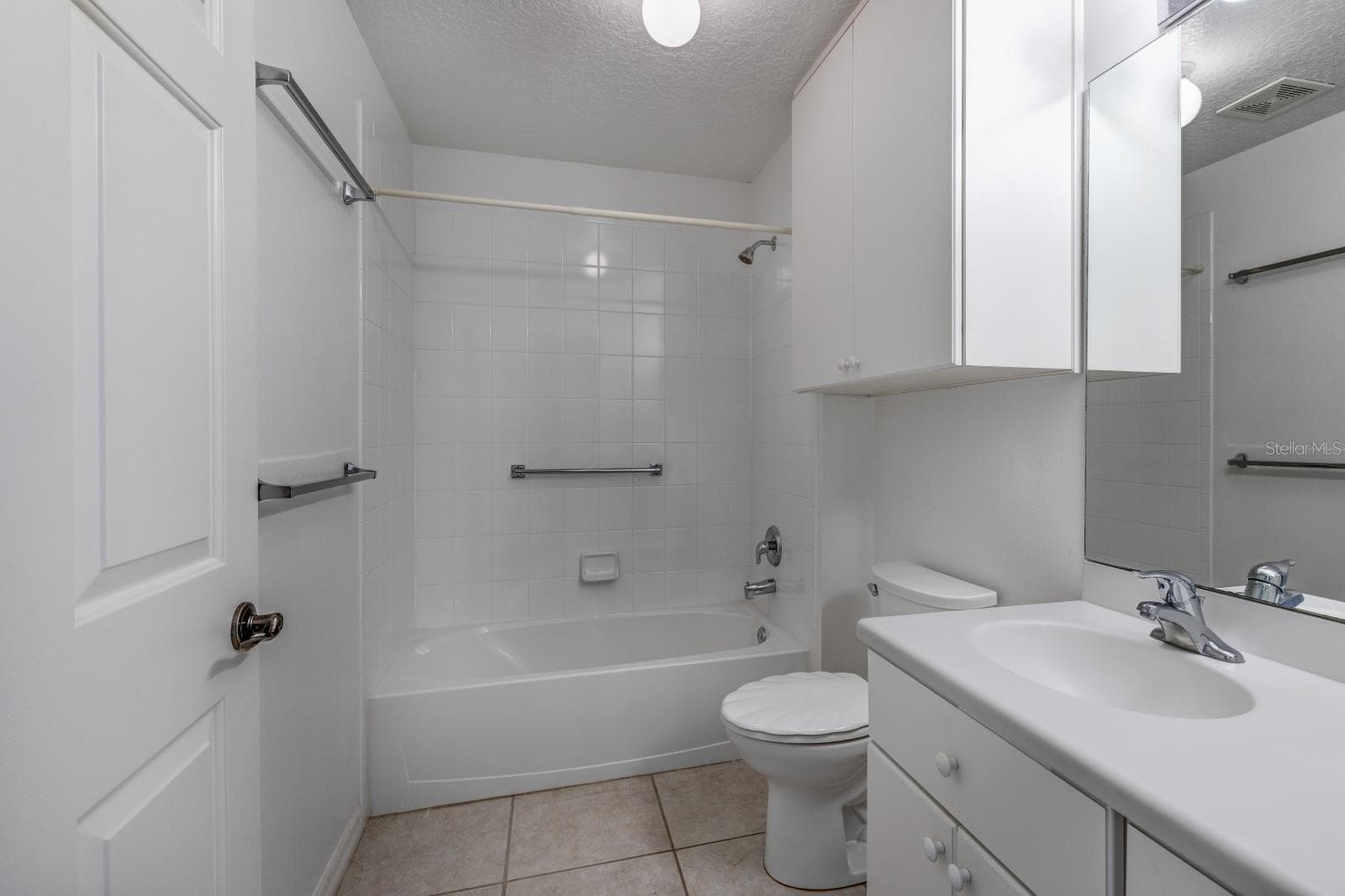 Single Family Residence at 5703 ILLUMINATION LN, LEESBURG, photo 15 of 45