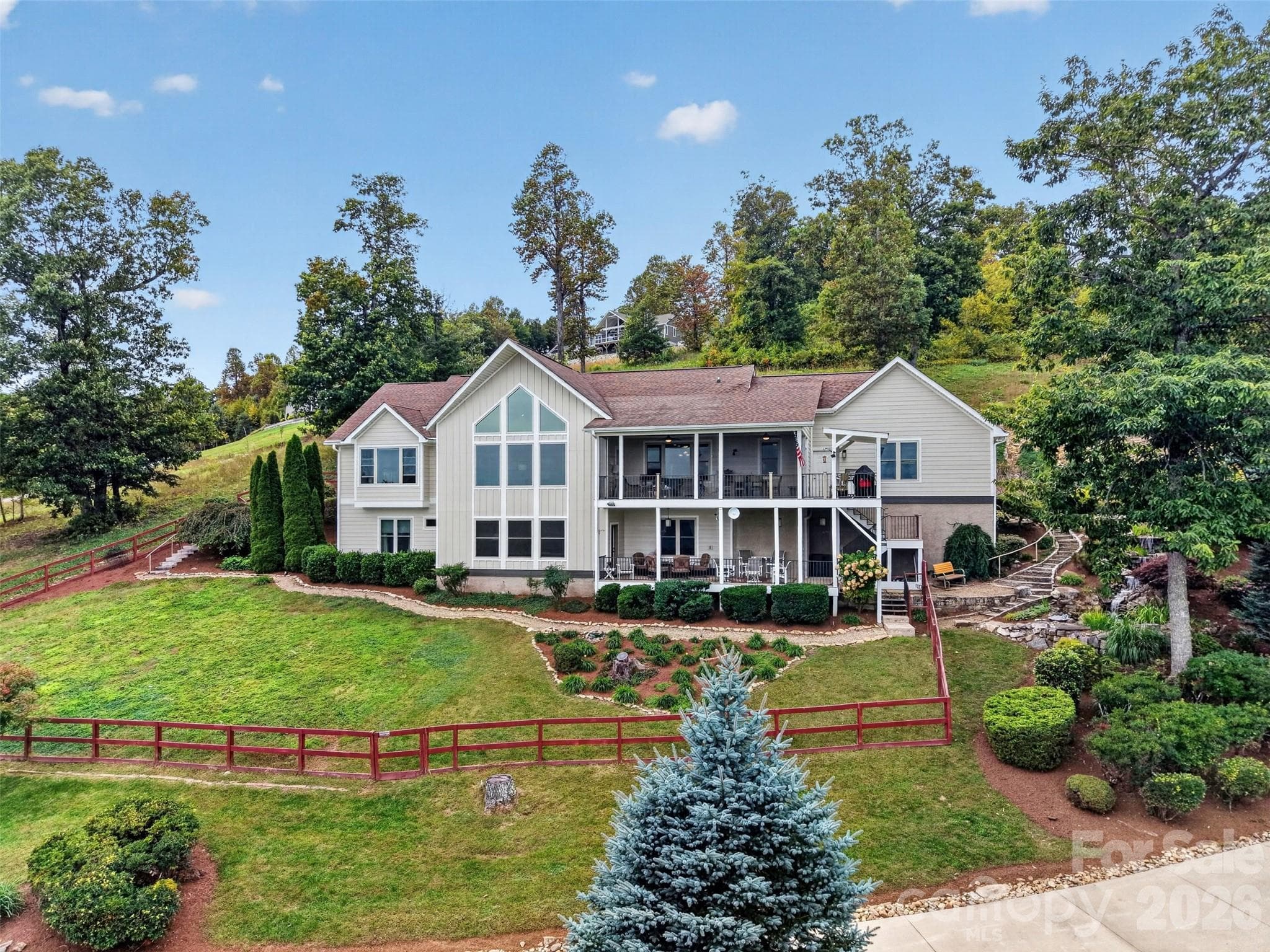 Single Family Residence at 57 Mountainaire Court, Hendersonville, photo 6 of 48