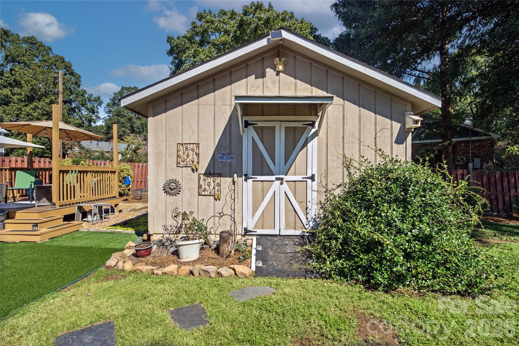 Single Family Residence at 6101 Rose Valley Drive, Charlotte, photo 35 of 48