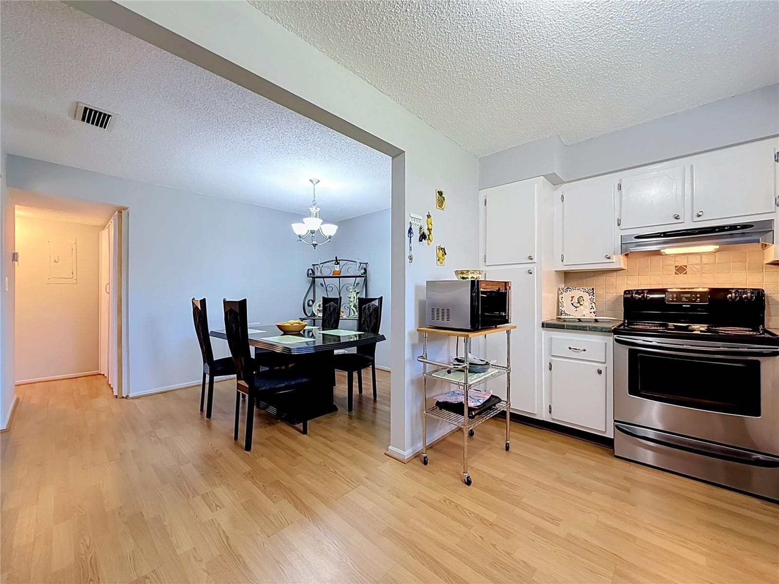 Condominium at 4115 34TH WAY S #193, ST PETERSBURG, photo 15 of 36