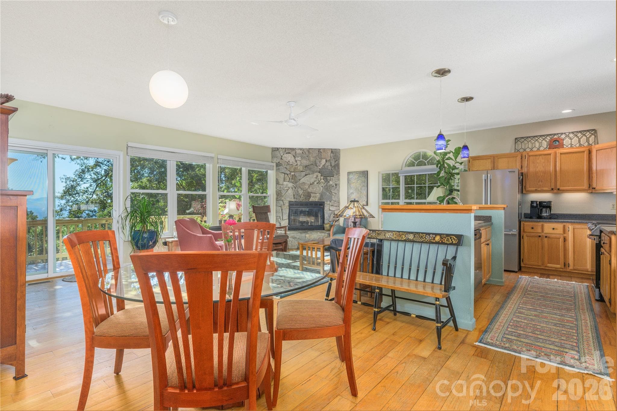 Single Family Residence at 804 Madison Heights Drive, Marshall, photo 13 of 47
