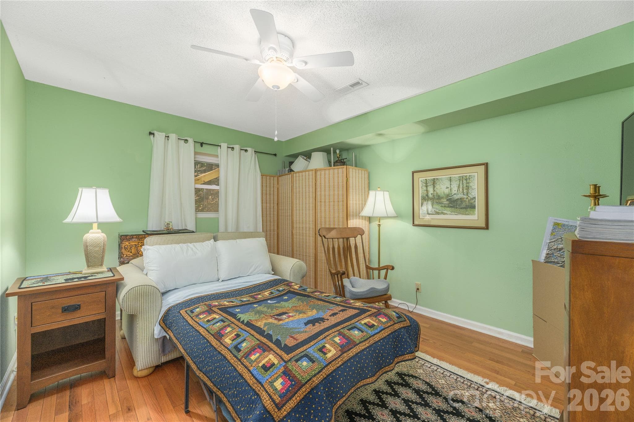 Single Family Residence at 804 Madison Heights Drive, Marshall, photo 23 of 47