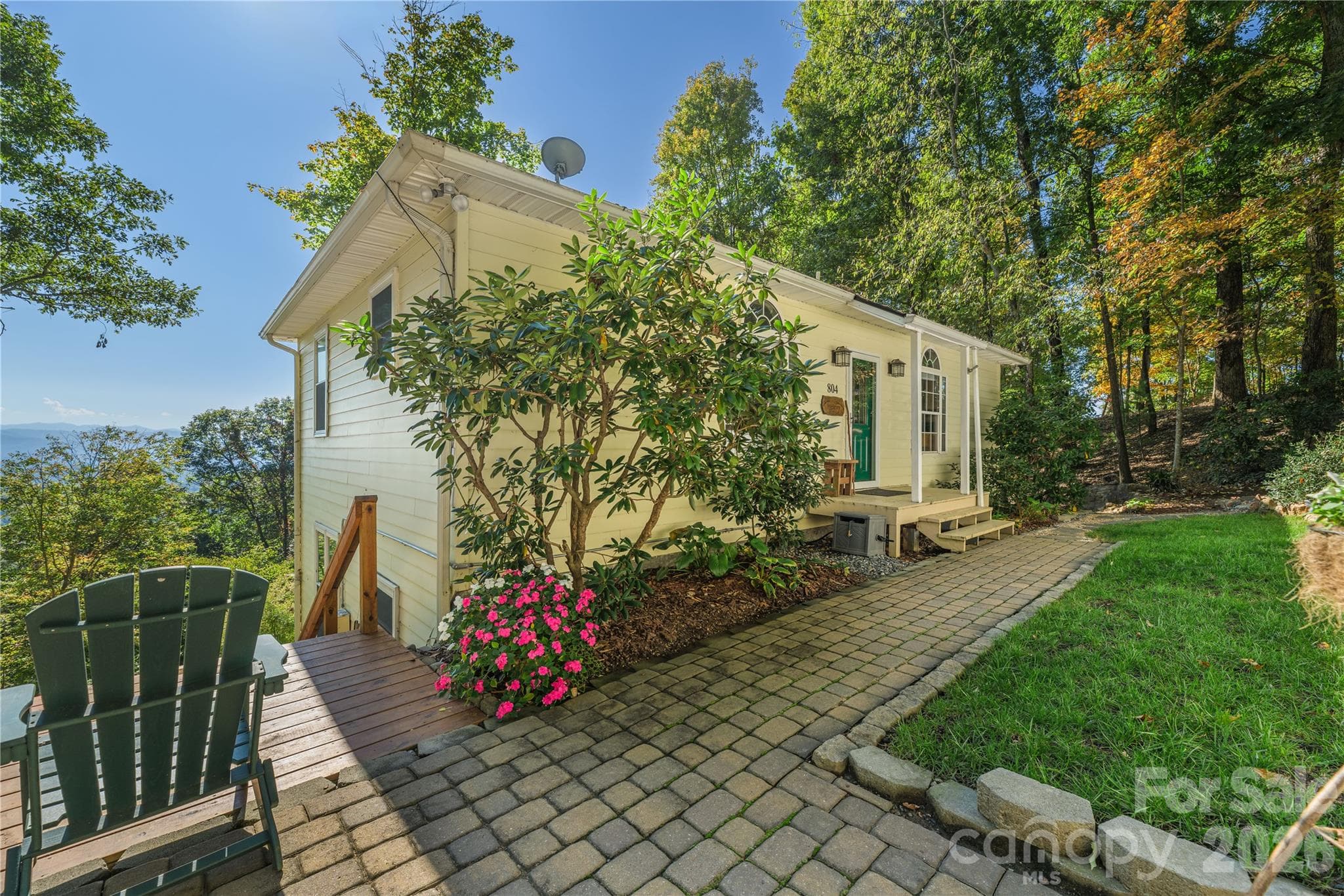 Single Family Residence at 804 Madison Heights Drive, Marshall, photo 28 of 47