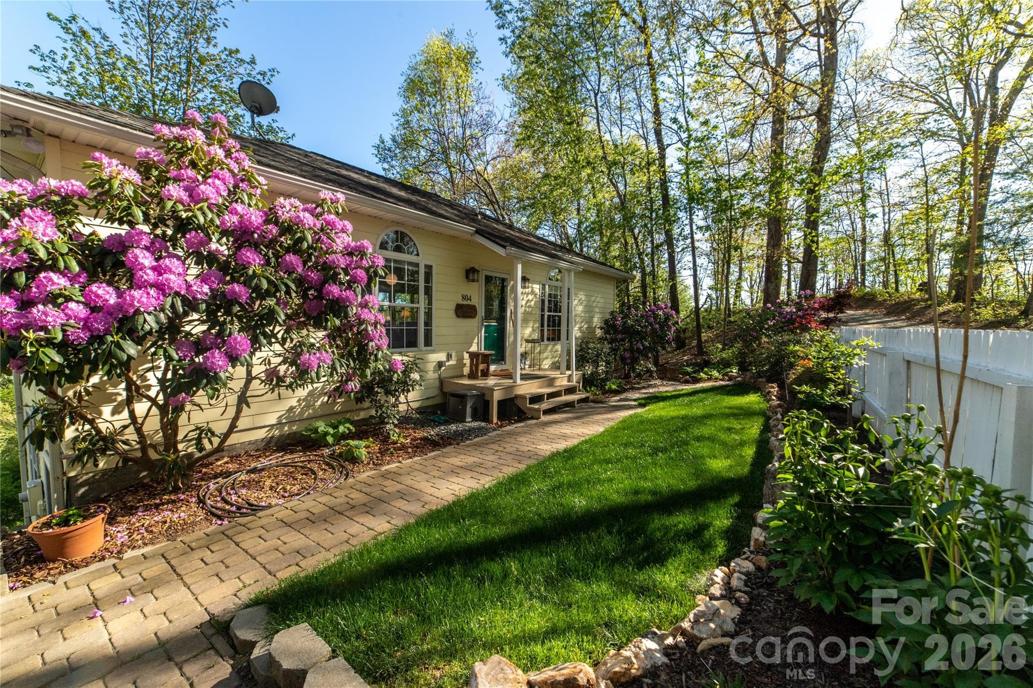 Single Family Residence at 804 Madison Heights Drive, Marshall, photo 29 of 47