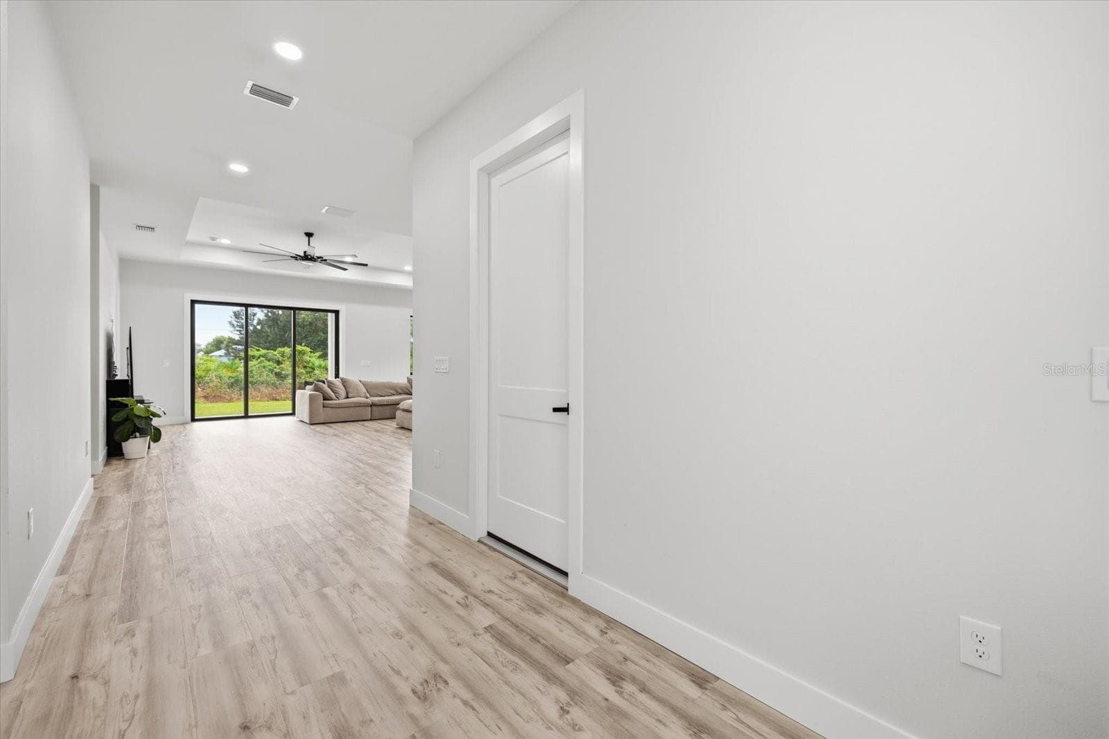 Single Family Residence at 137 DAVID BLVD, ROTONDA WEST, photo 6 of 37