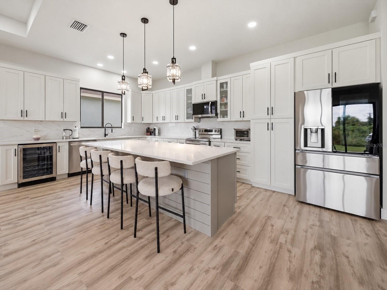 Single Family Residence at 137 DAVID BLVD, ROTONDA WEST, photo 12 of 37