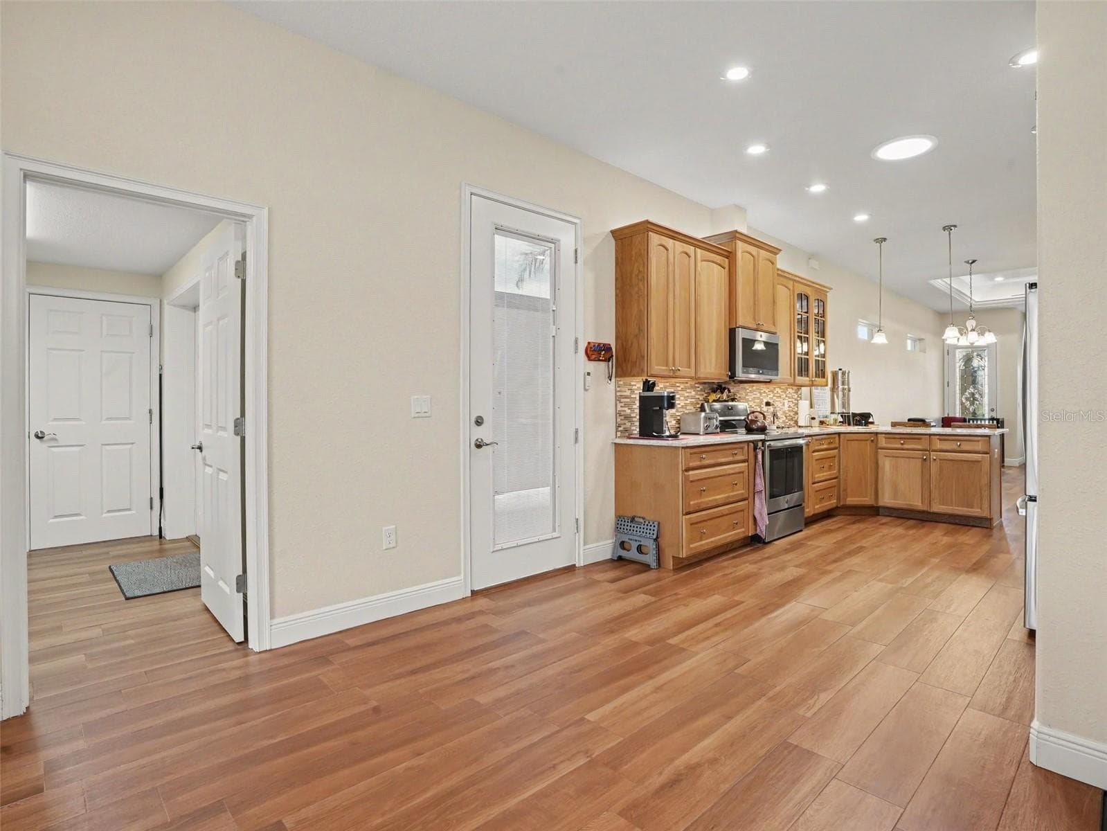 Single Family Residence at 1167 MOTORCOACH DR, POLK CITY, photo 10 of 29