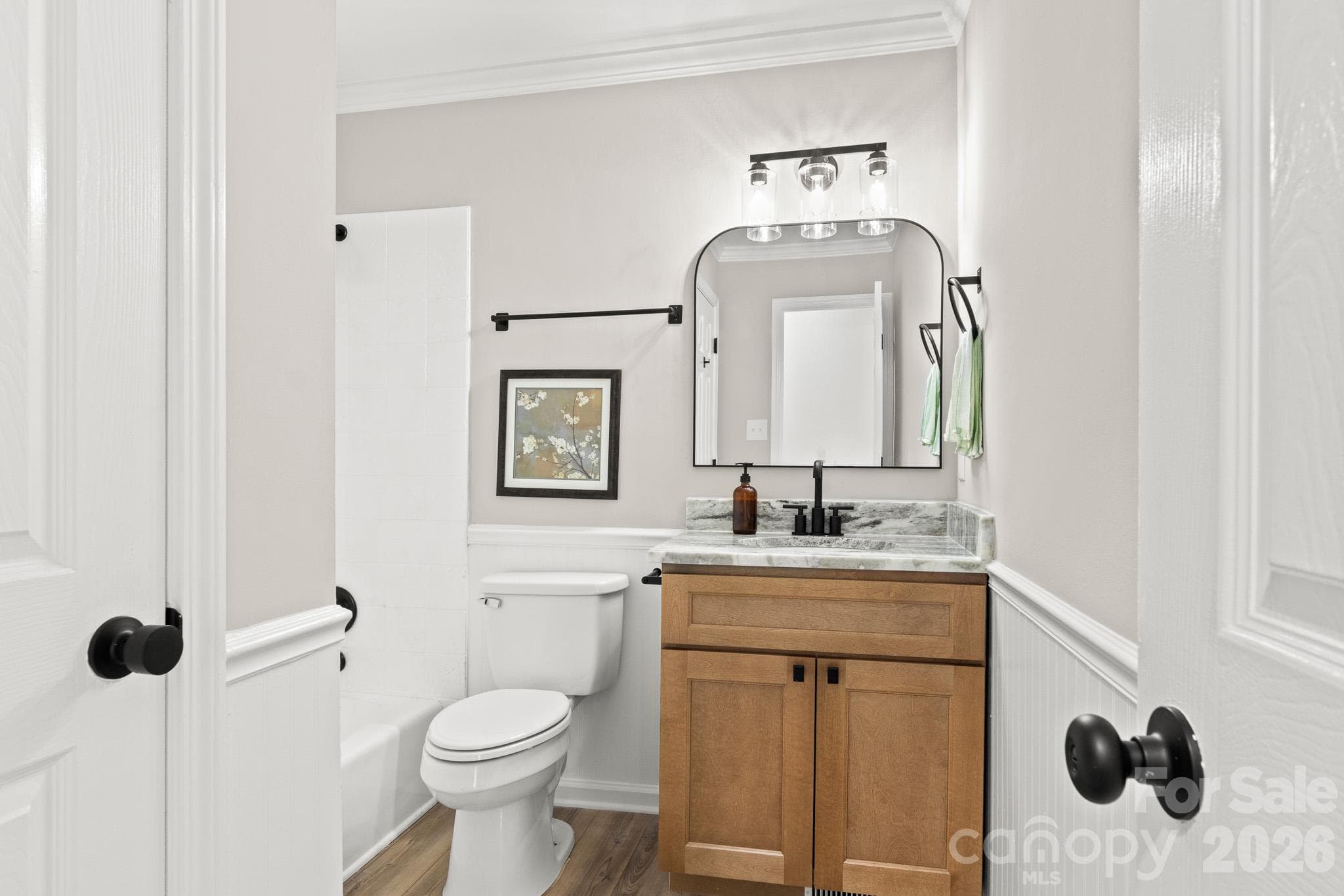 Single Family Residence at 309 Catawba Circle N, Matthews, photo 24 of 48