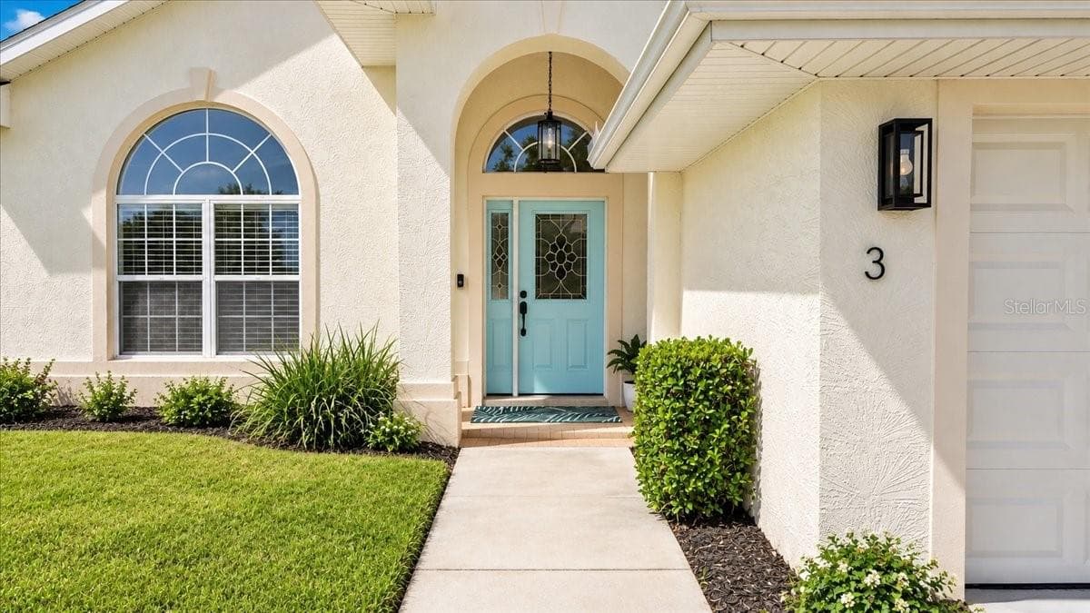 3 LEWIS DR