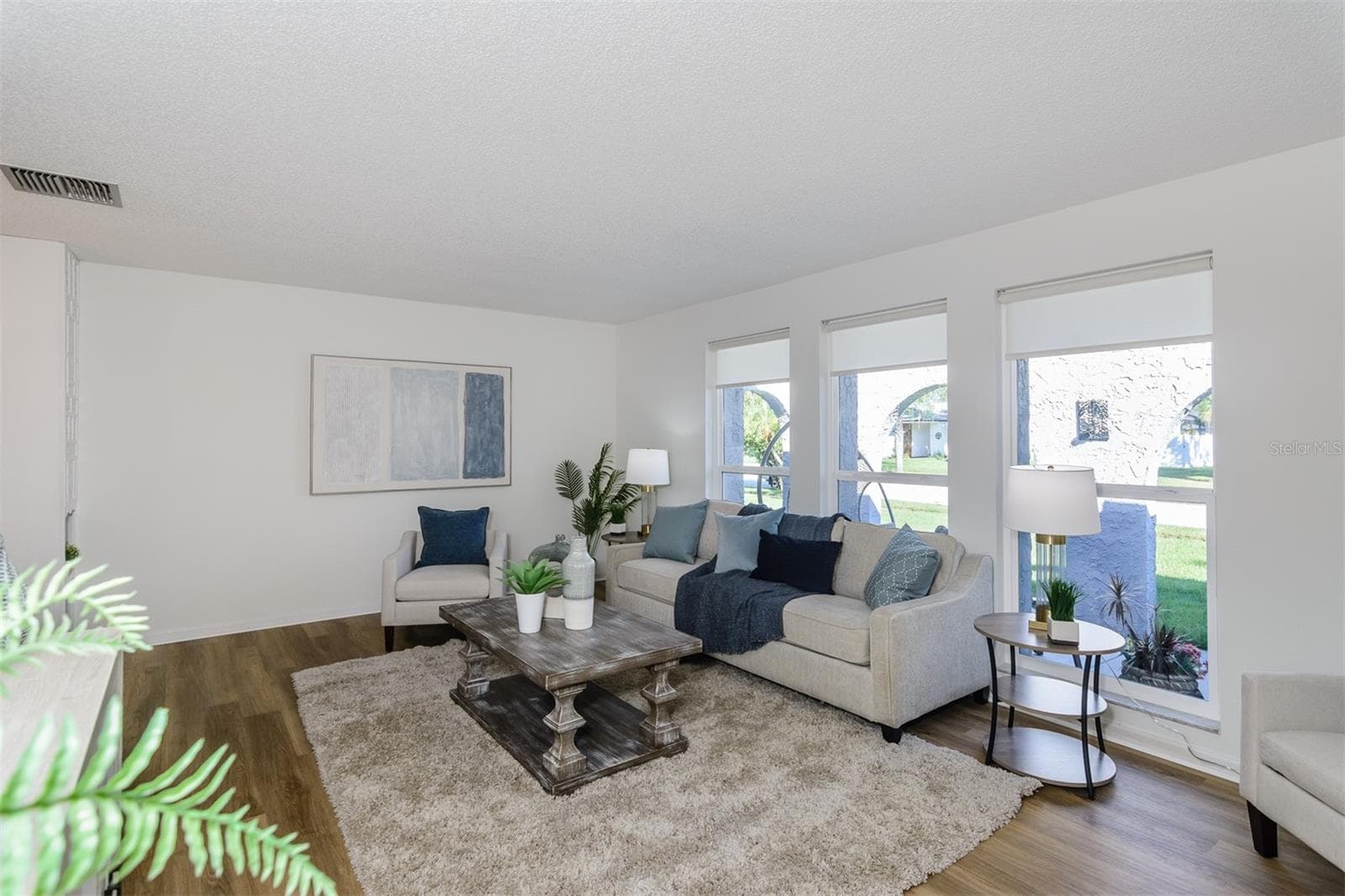 Single Family Residence at 2977 AMBLEGLEN CT, CLEARWATER, photo 9 of 56