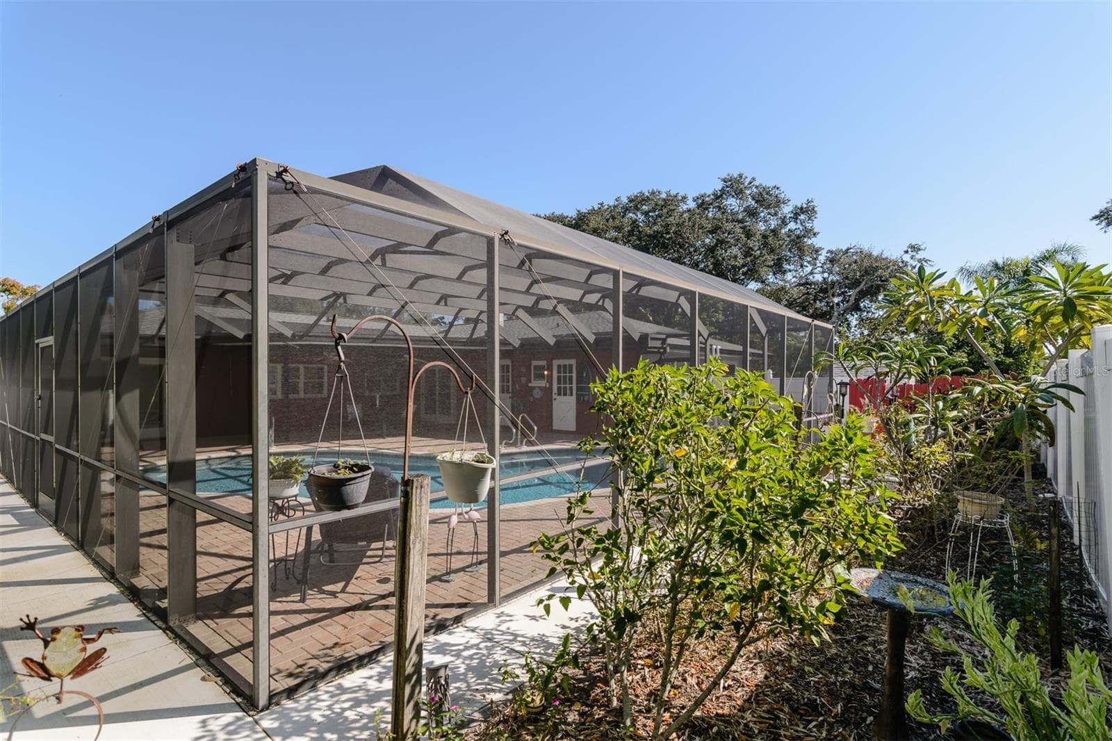 Single Family Residence at 2977 AMBLEGLEN CT, CLEARWATER, photo 47 of 56