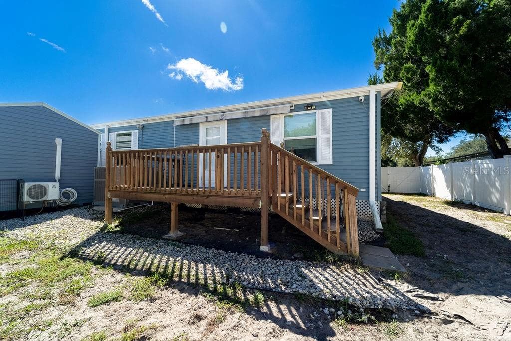 Manufactured Home at 161 FLORENCE BLVD, DEBARY, photo 6 of 25