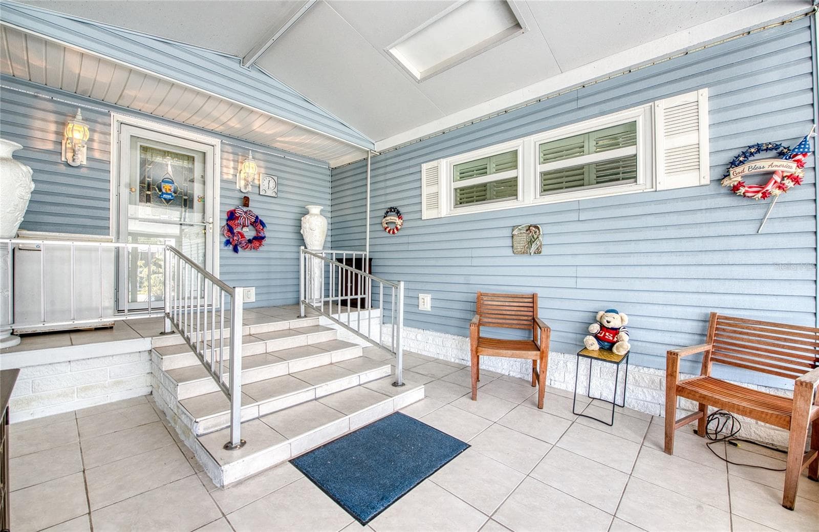 Mobile Home at 18675 US HIGHWAY 19 N #303, CLEARWATER, photo 6 of 42