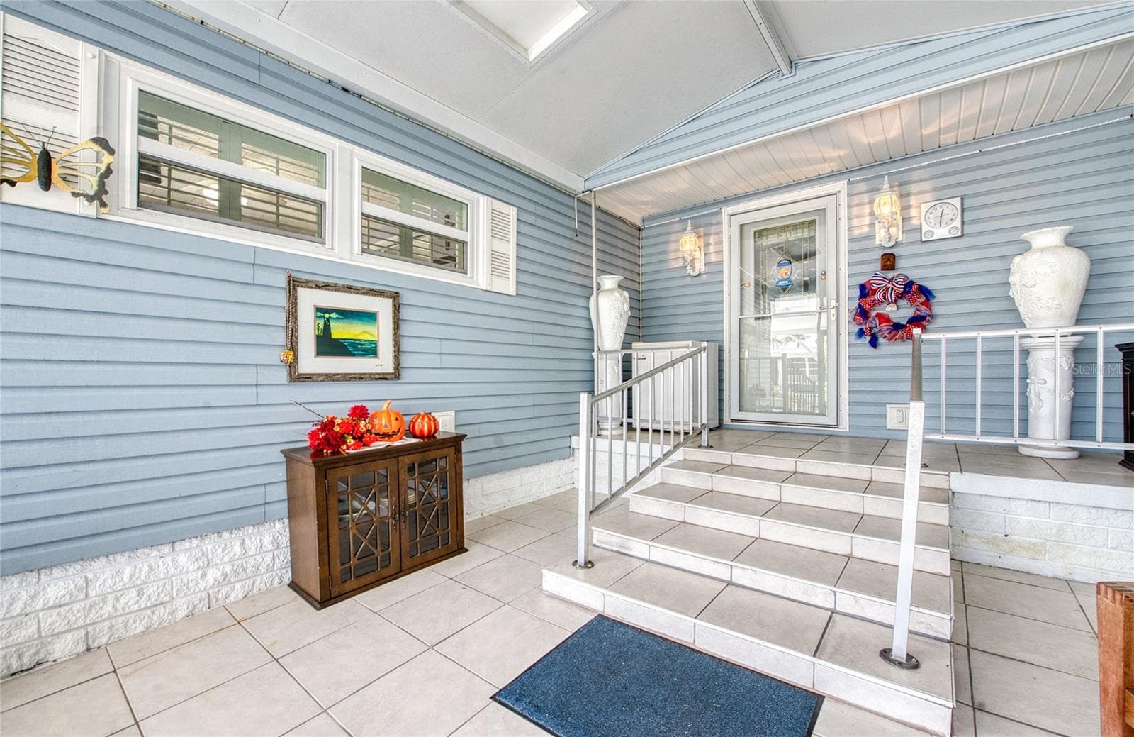 Mobile Home at 18675 US HIGHWAY 19 N #303, CLEARWATER, photo 7 of 42