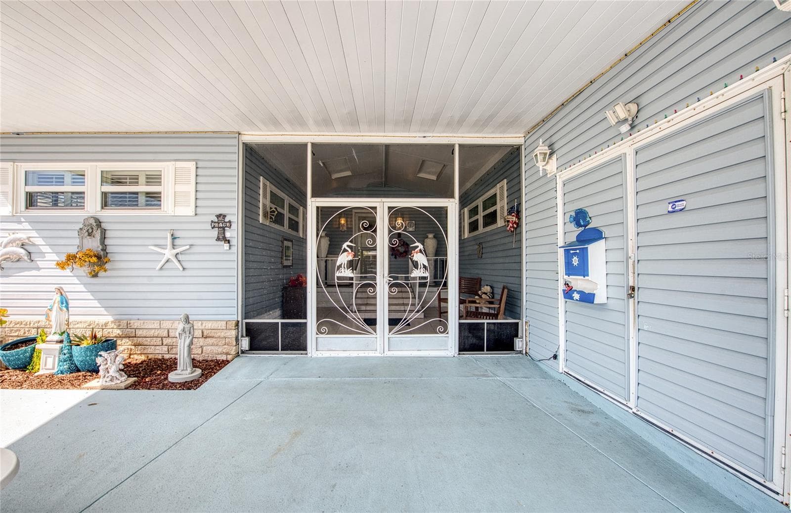 Mobile Home at 18675 US HIGHWAY 19 N #303, CLEARWATER, photo 9 of 42