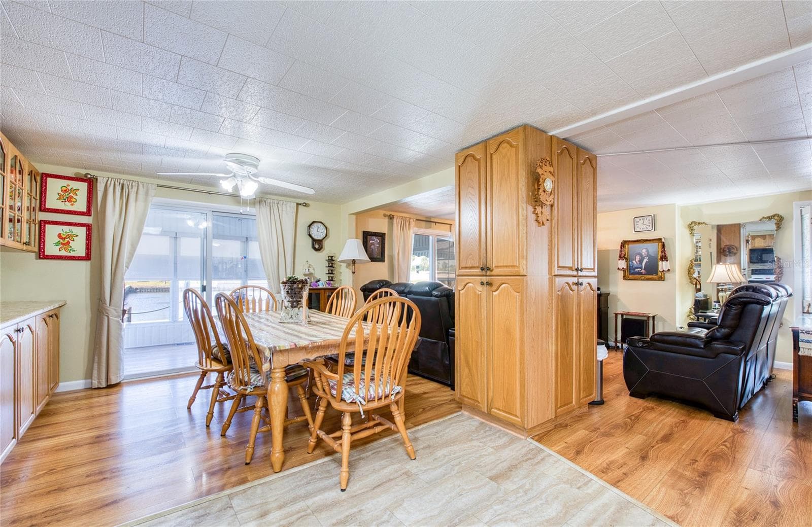 Mobile Home at 18675 US HIGHWAY 19 N #303, CLEARWATER, photo 19 of 42