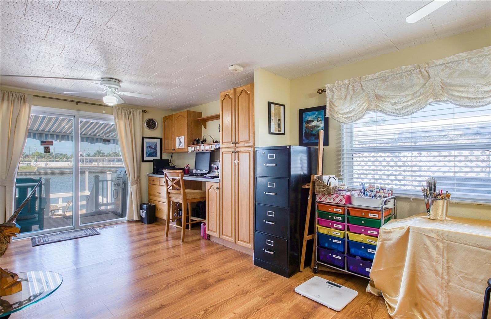 Mobile Home at 18675 US HIGHWAY 19 N #303, CLEARWATER, photo 33 of 42