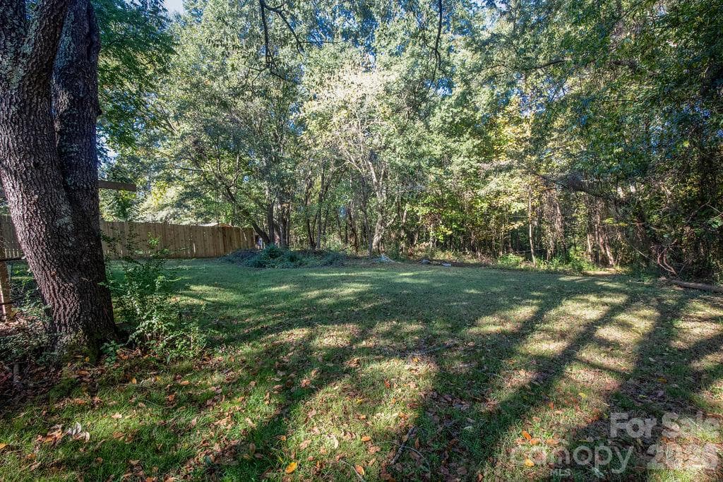 Property has a full acre - 14903 Beatties Ford Road, Huntersville