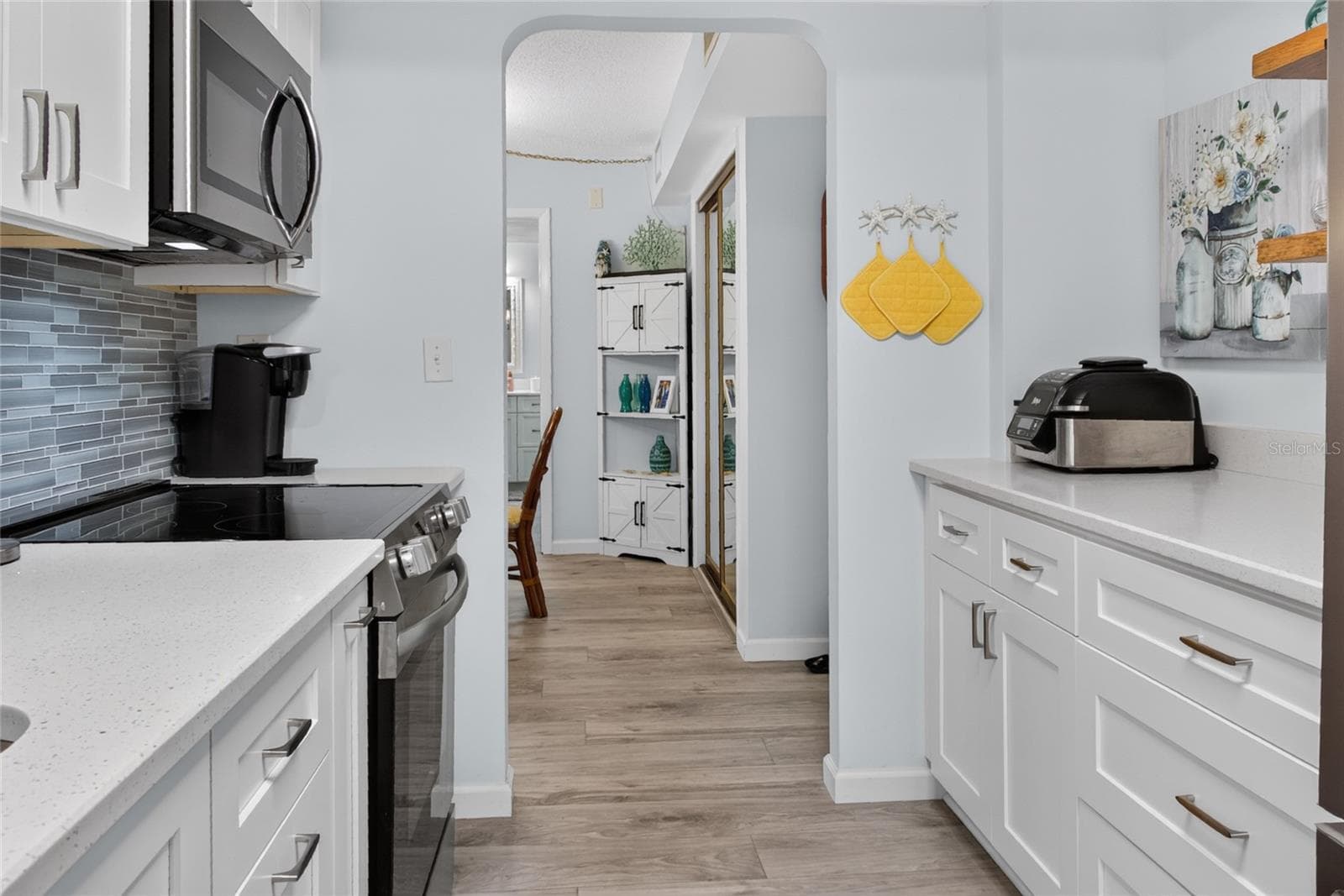 Condominium at 612 BIRD BAY DR S #108, VENICE, photo 13 of 40