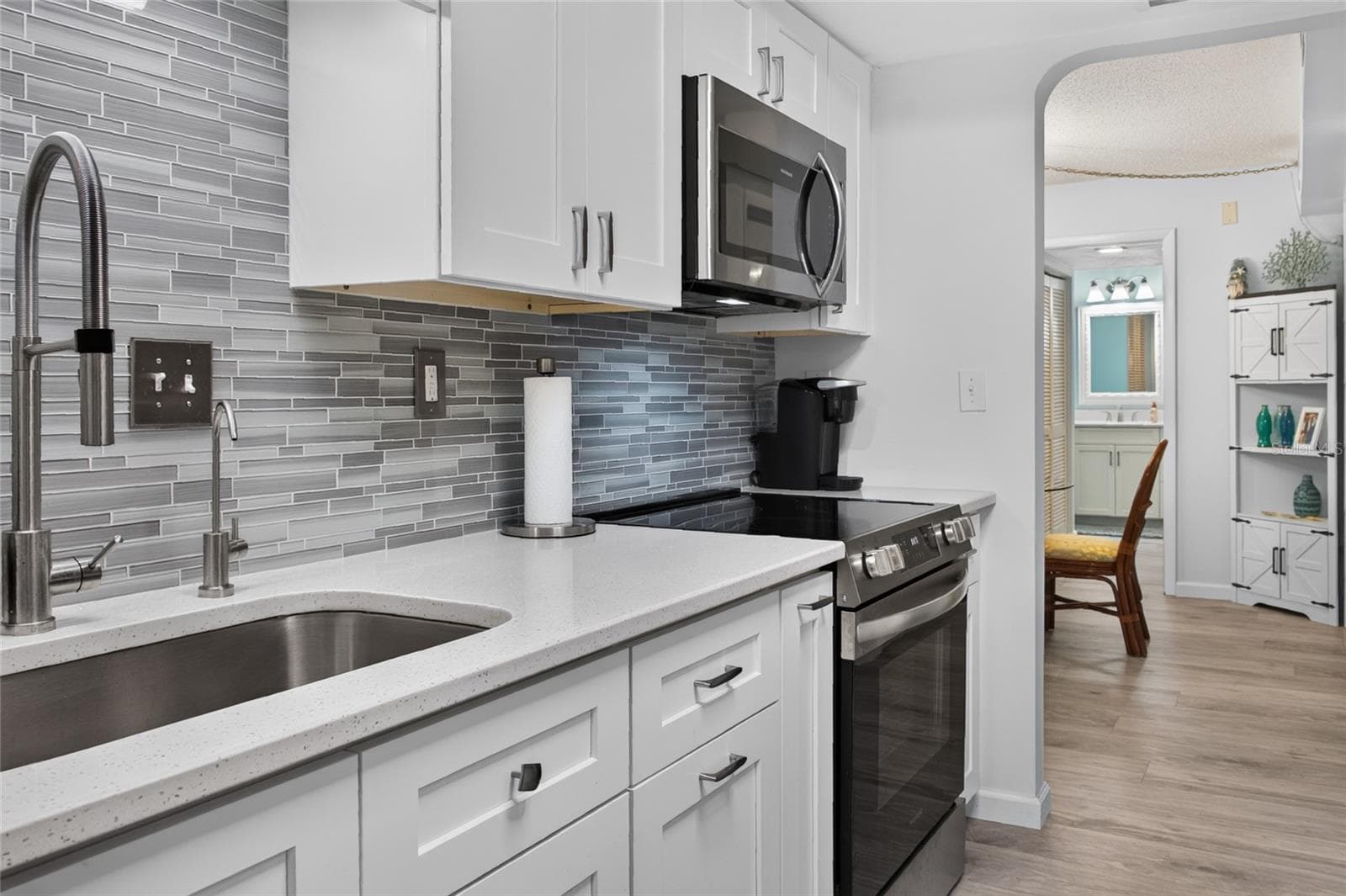 Condominium at 612 BIRD BAY DR S #108, VENICE, photo 15 of 40