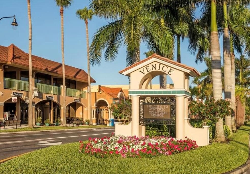 Just minutes away from downtown Venice - 612 BIRD BAY DR S #108, VENICE