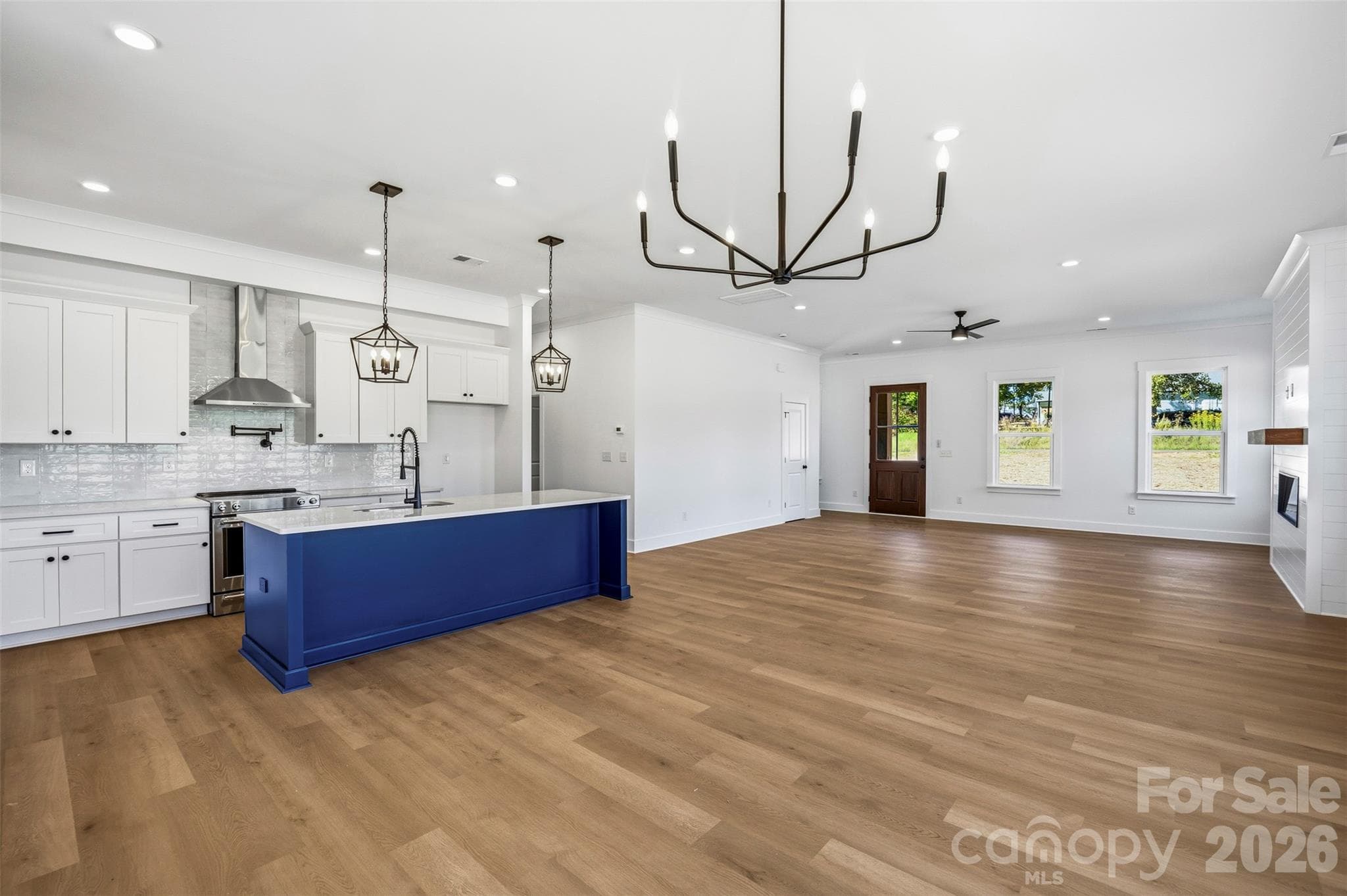 Single Family Residence at 1503 Lingerfelt Farm Drive, Bessemer City, photo 9 of 38