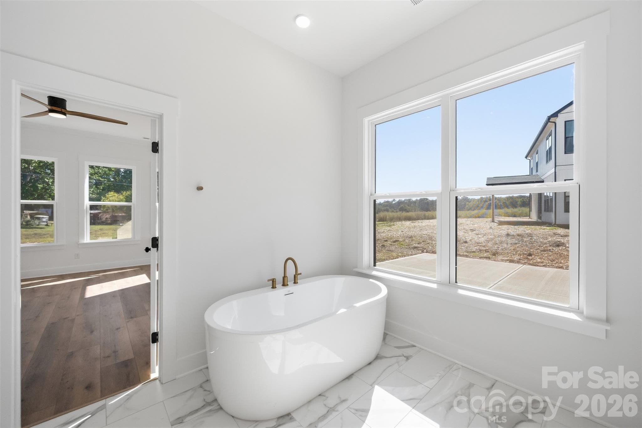 Single Family Residence at 1507 Lingerfelt Farm Drive, Bessemer City, photo 19 of 39