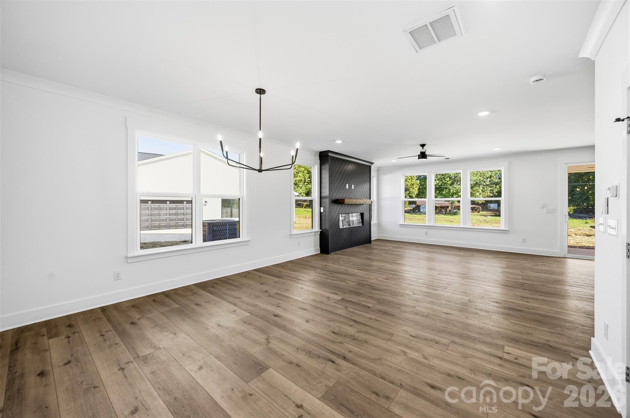 Single Family Residence at 1511 Lingerfelt Farm Drive, Bessemer City, photo 6 of 40