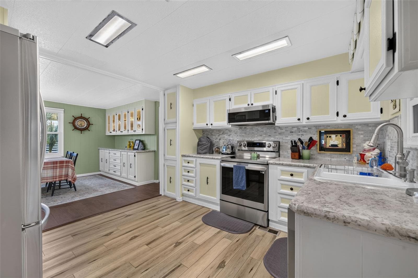 Mobile Home at 222 PARADISE S, LEESBURG, photo 19 of 52