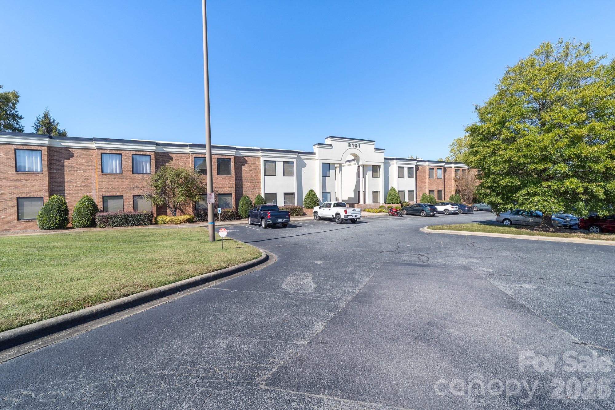 Office at 2101 Sardis Road N, Charlotte, photo 2 of 19