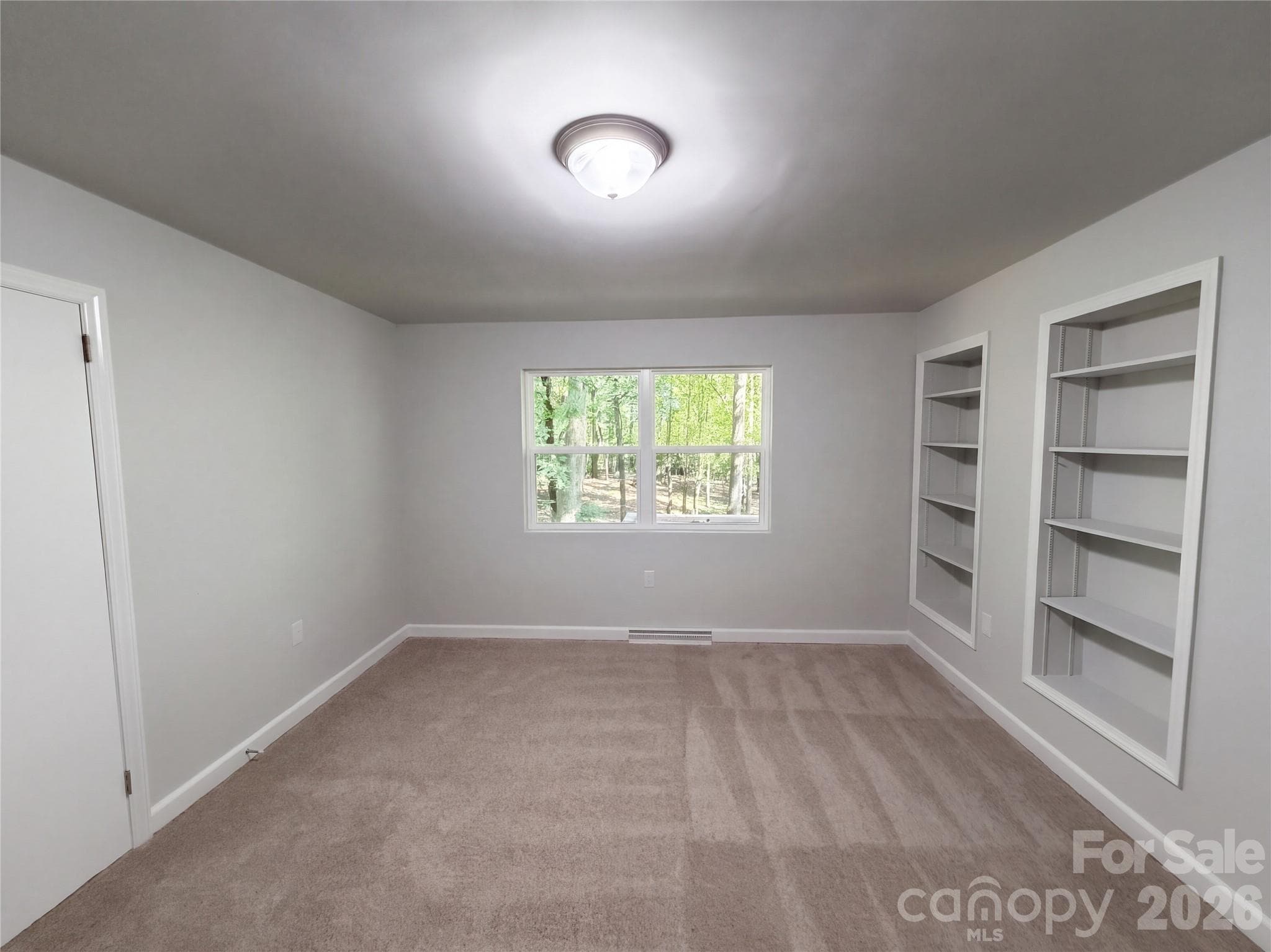 Single Family Residence at 1632 Carolina Circle, Gastonia, photo 9 of 25