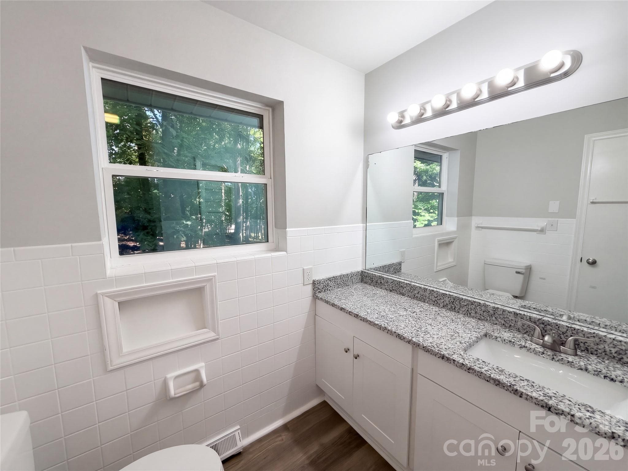 Single Family Residence at 1632 Carolina Circle, Gastonia, photo 18 of 25