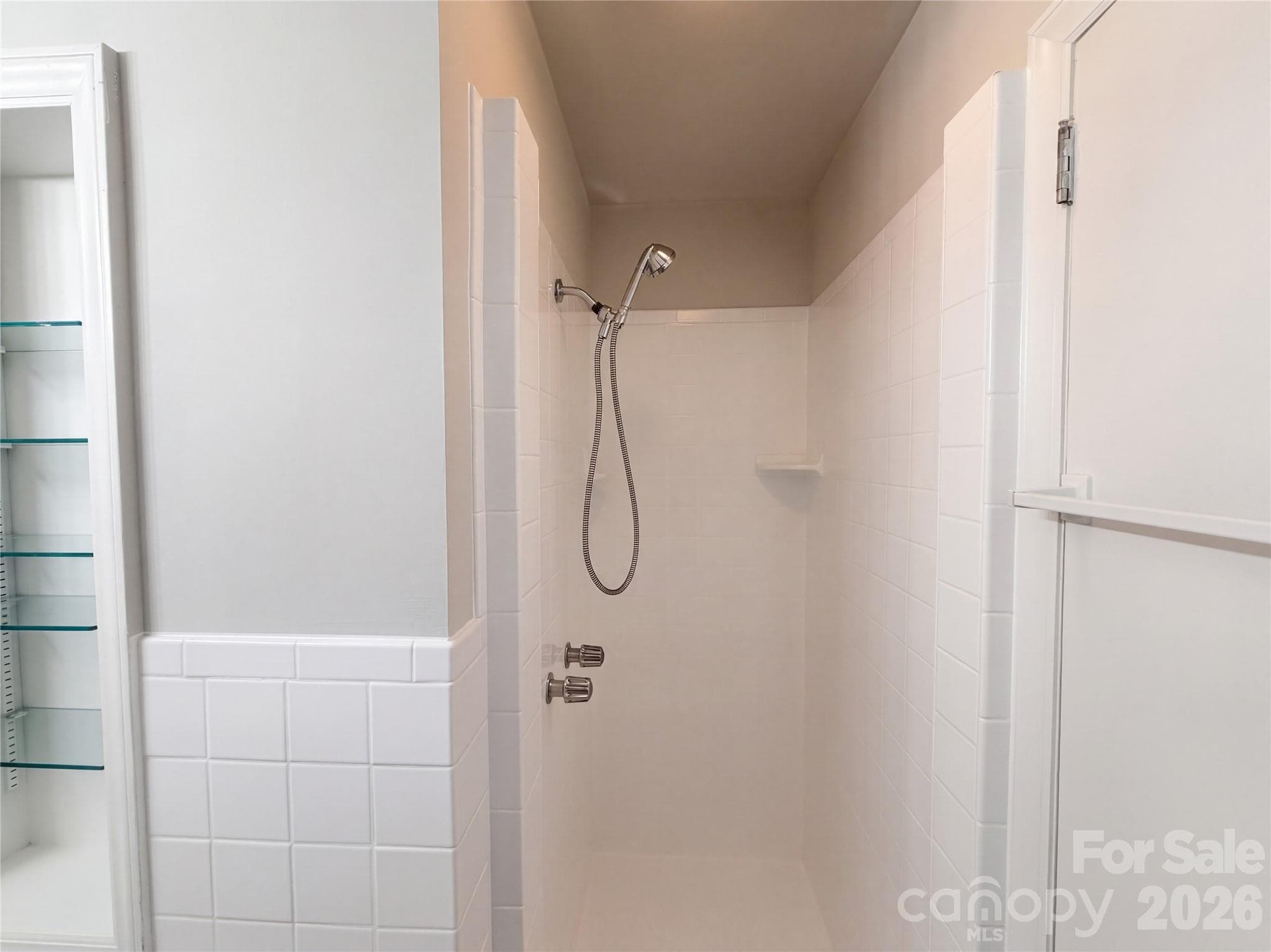 Single Family Residence at 1632 Carolina Circle, Gastonia, photo 20 of 25