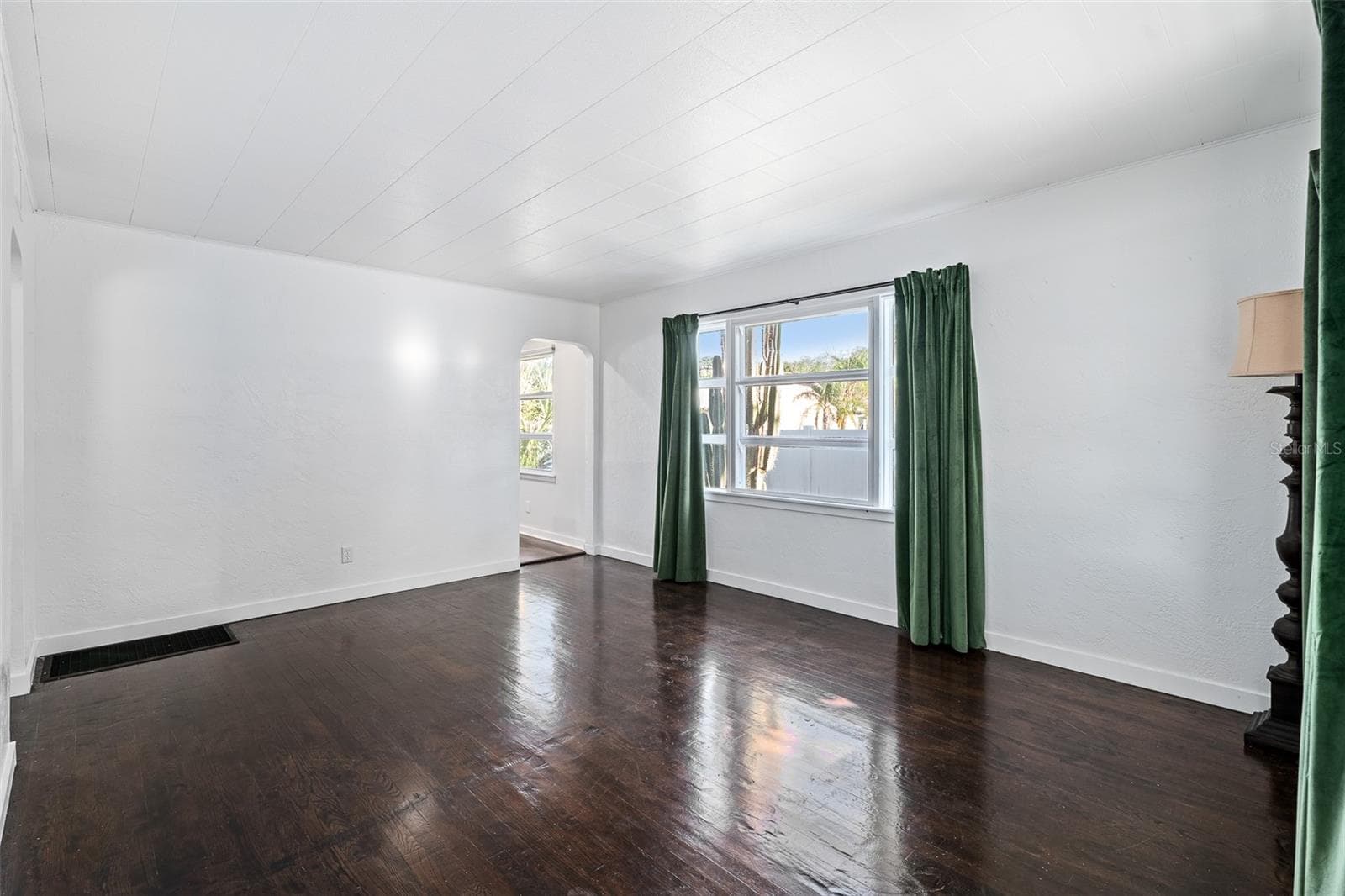 Single Family Residence at 231 N RIDGEWOOD AVE, ORMOND BEACH, photo 14 of 51
