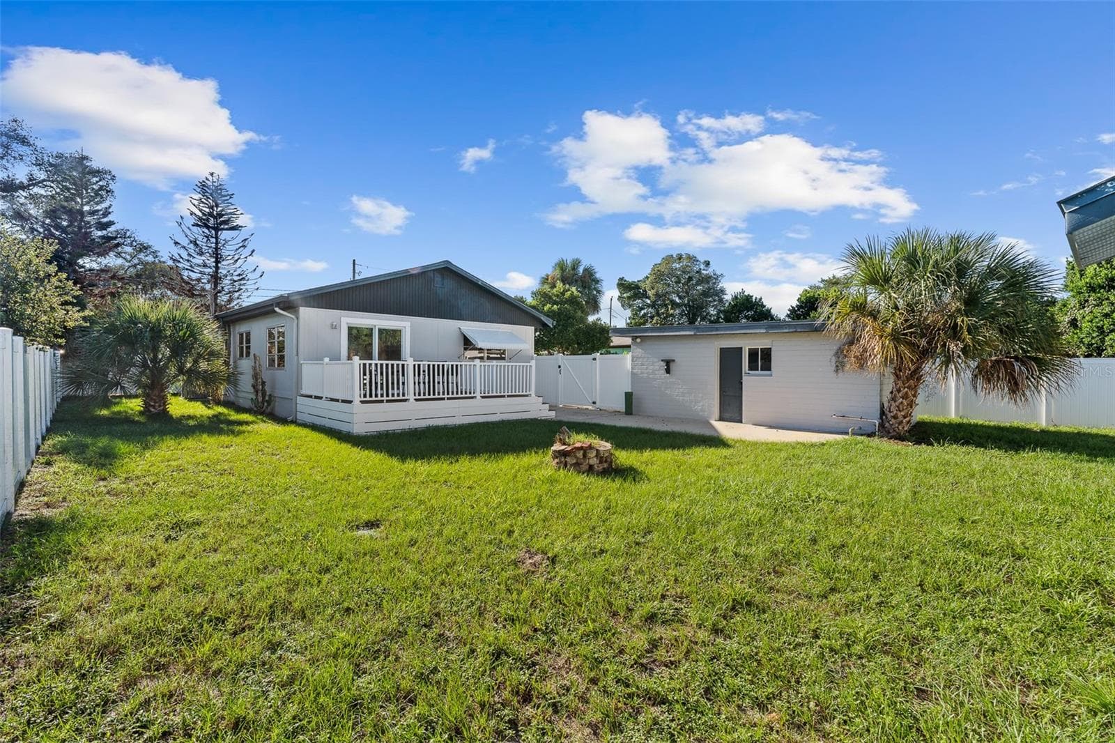 Single Family Residence at 231 N RIDGEWOOD AVE, ORMOND BEACH, photo 43 of 51