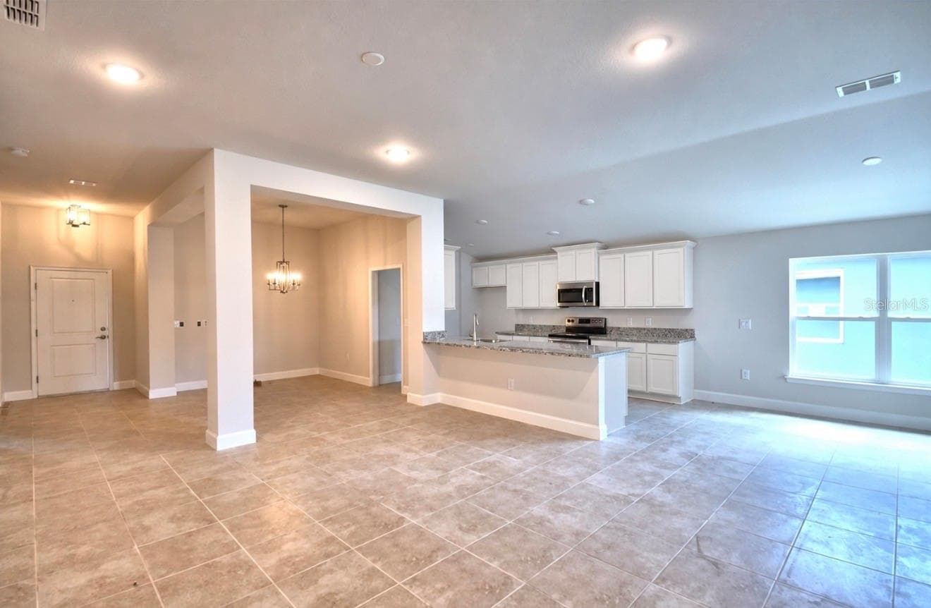 Single Family Residence at 910 SOFIA LN, DAVENPORT, photo 6 of 26