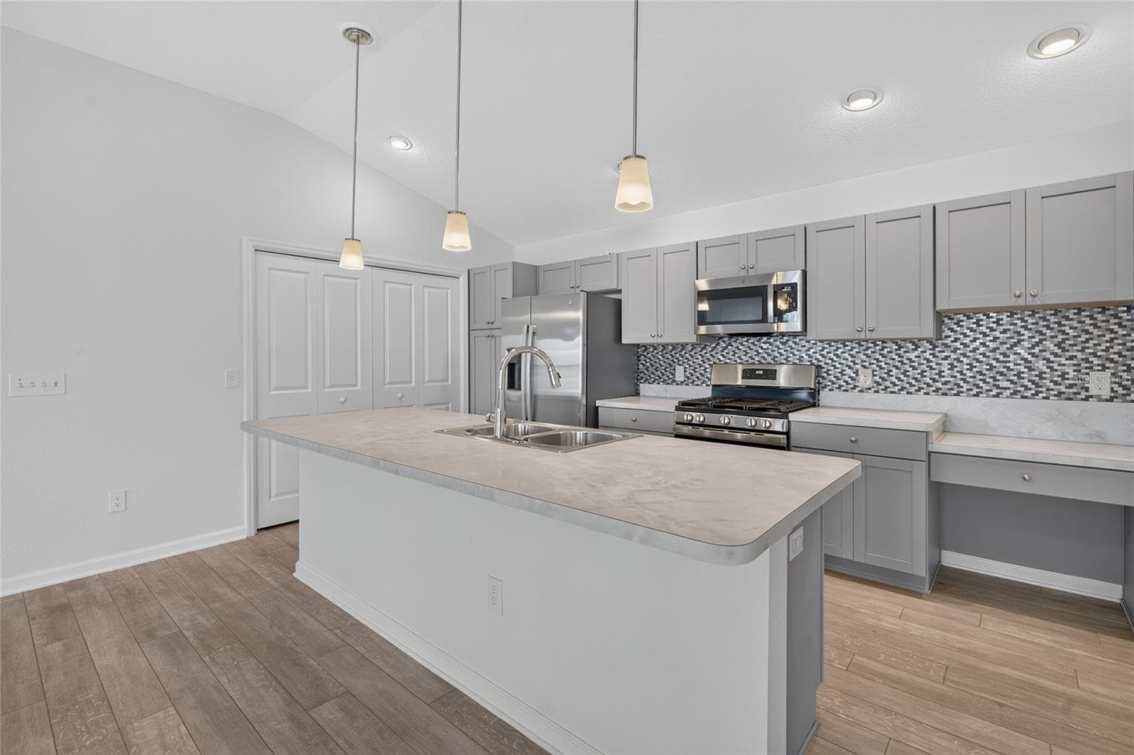 Villa at 721 JOSEPH WAY, THE VILLAGES, photo 15 of 32