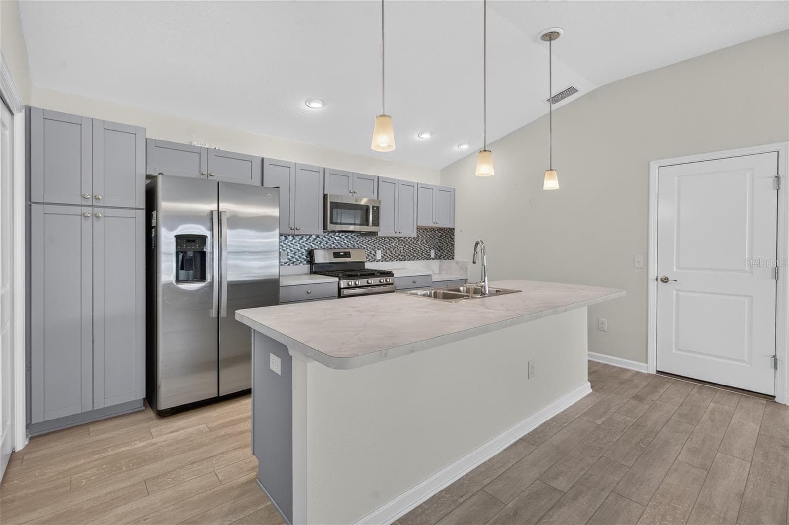 Villa at 721 JOSEPH WAY, THE VILLAGES, photo 16 of 32