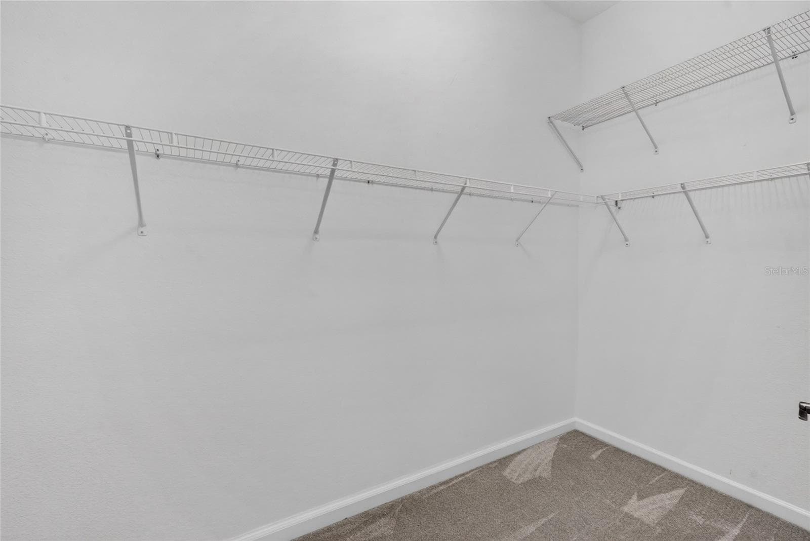 Villa at 721 JOSEPH WAY, THE VILLAGES, photo 24 of 32